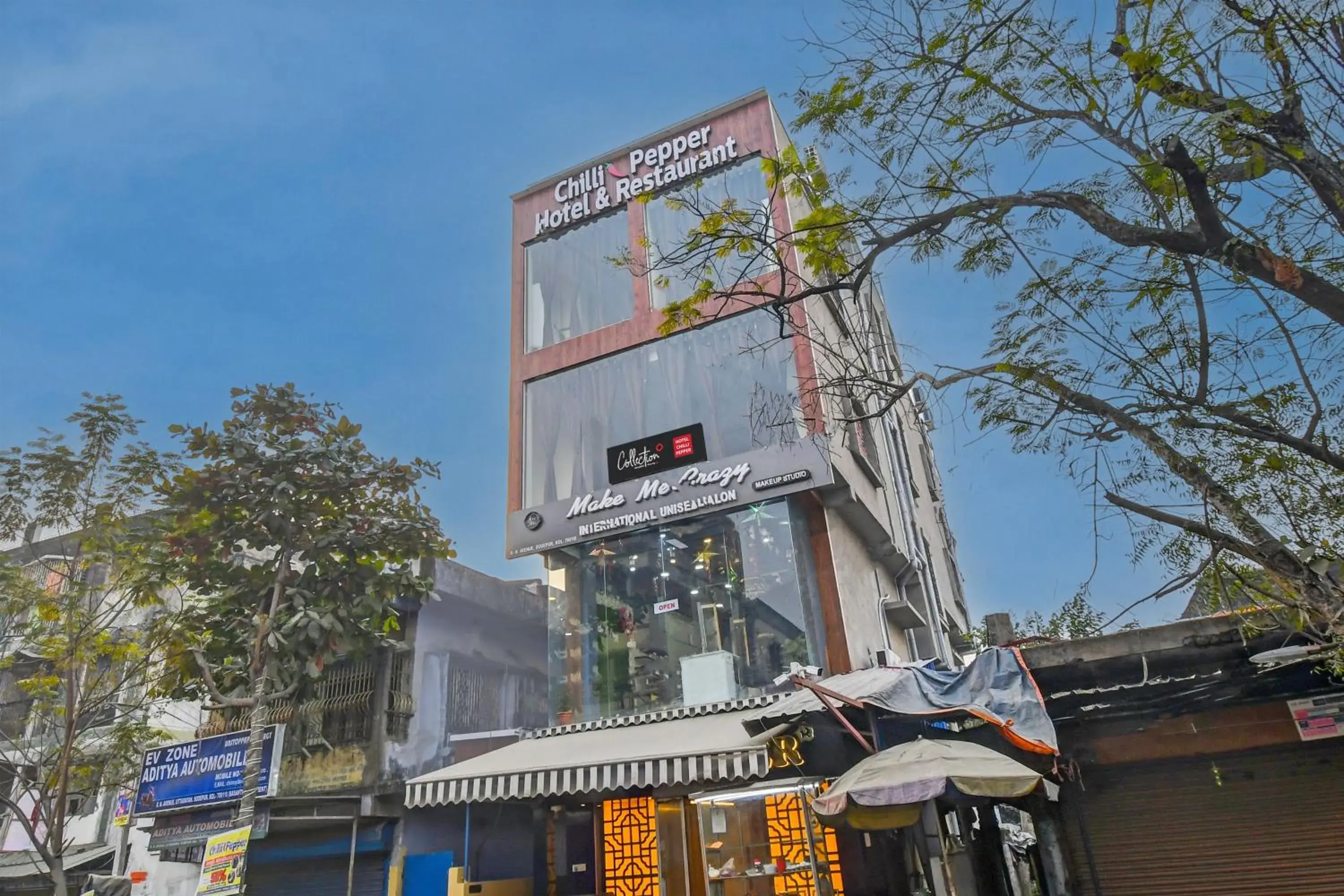 Facade/entrance in Hotel O Chilli Pepper Hotel and Restaurant Facade/entrance in Hotel O Chilli Pepper Hotel and Restaurant
