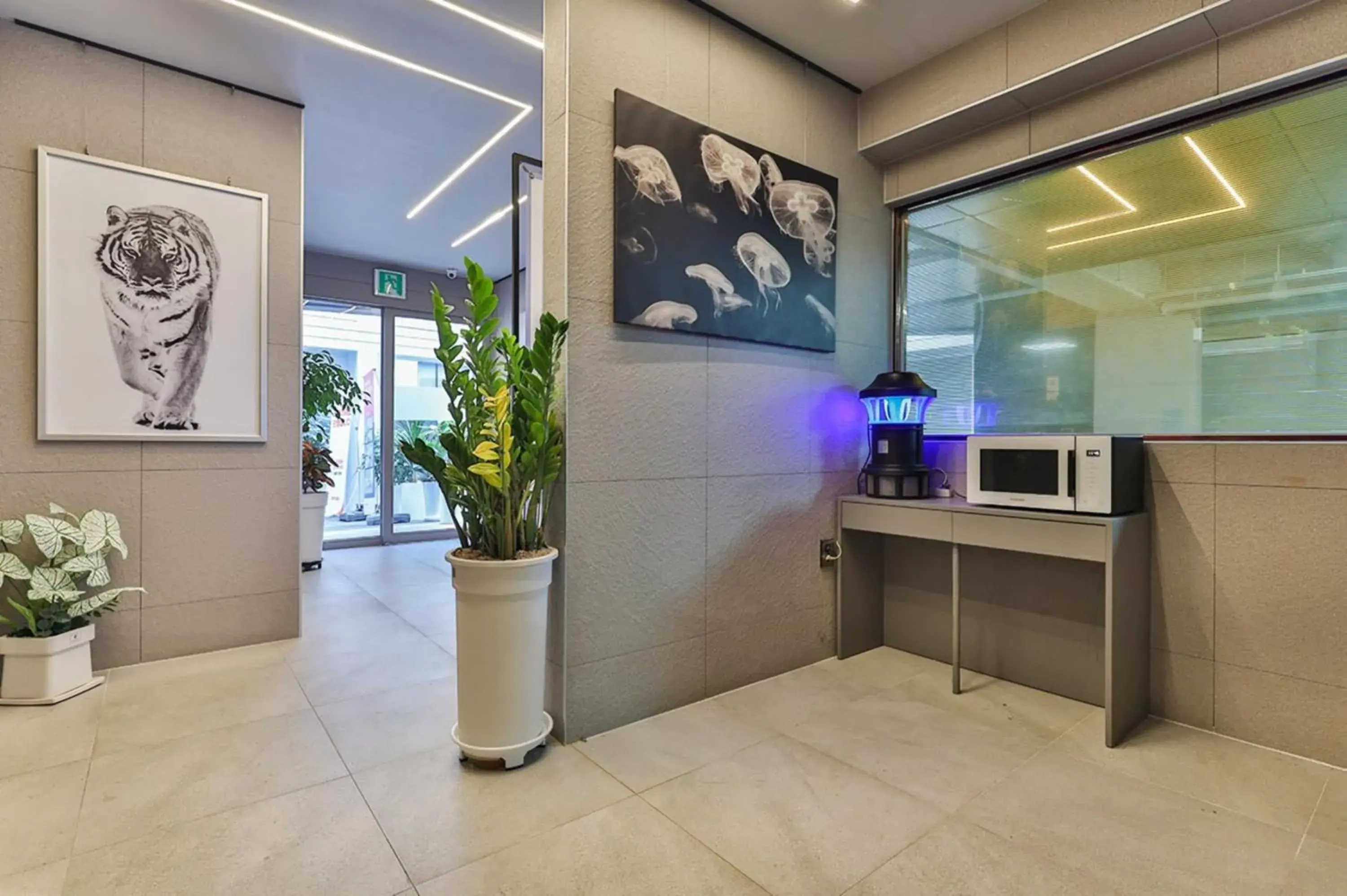 Lobby or reception in Green B Hotel Busan Seomyeon Lobby or reception in Green B Hotel Busan Seomyeon