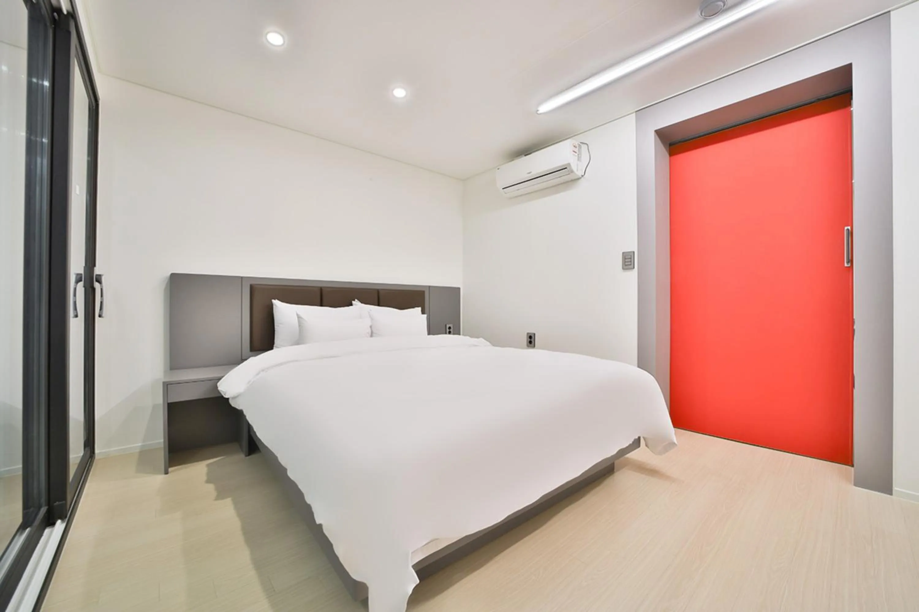 Bedroom, Bed in Green B Hotel Busan Seomyeon