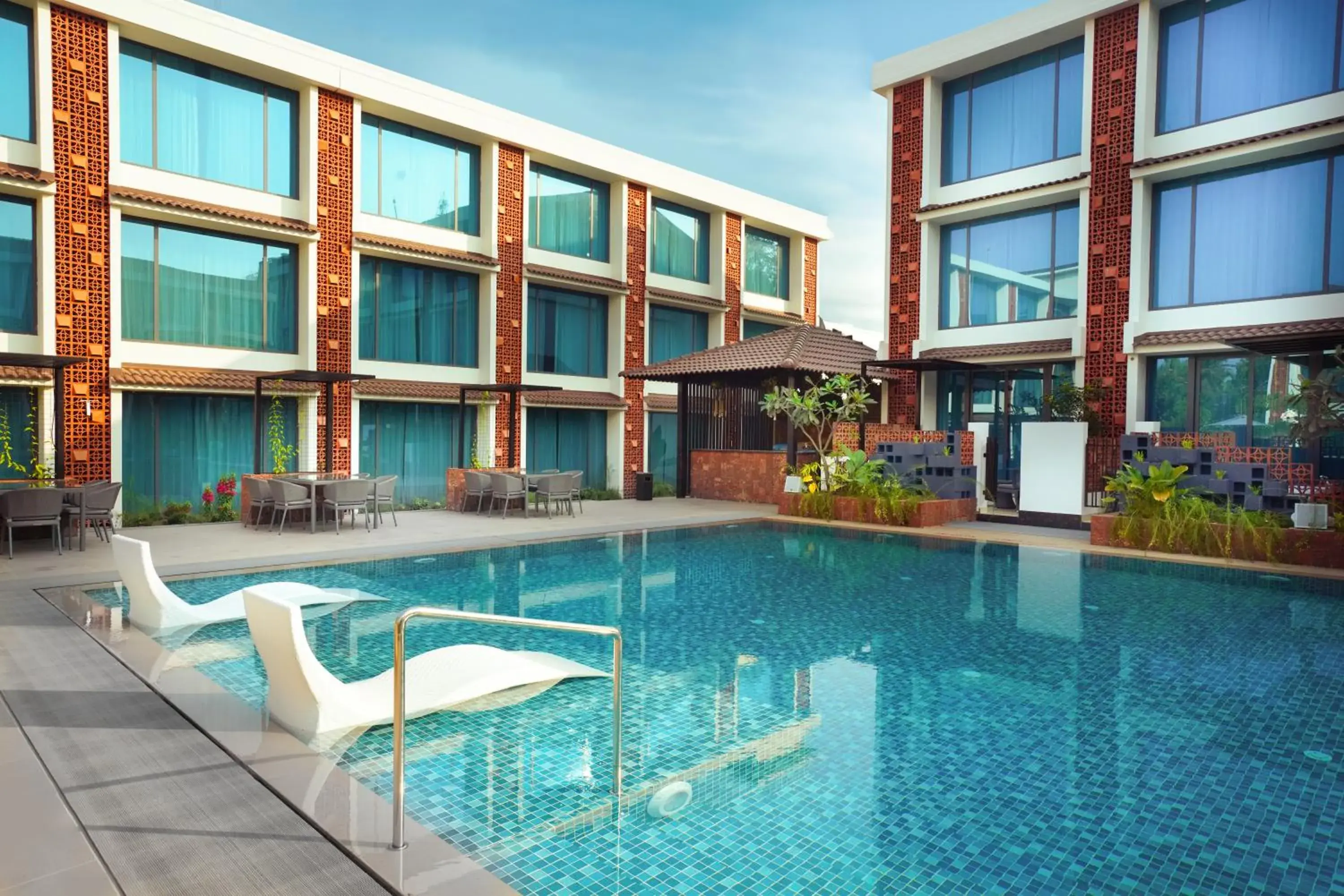 Swimming pool in Elements by Rosetta- Varca, Goa Swimming pool in Elements by Rosetta- Varca, Goa