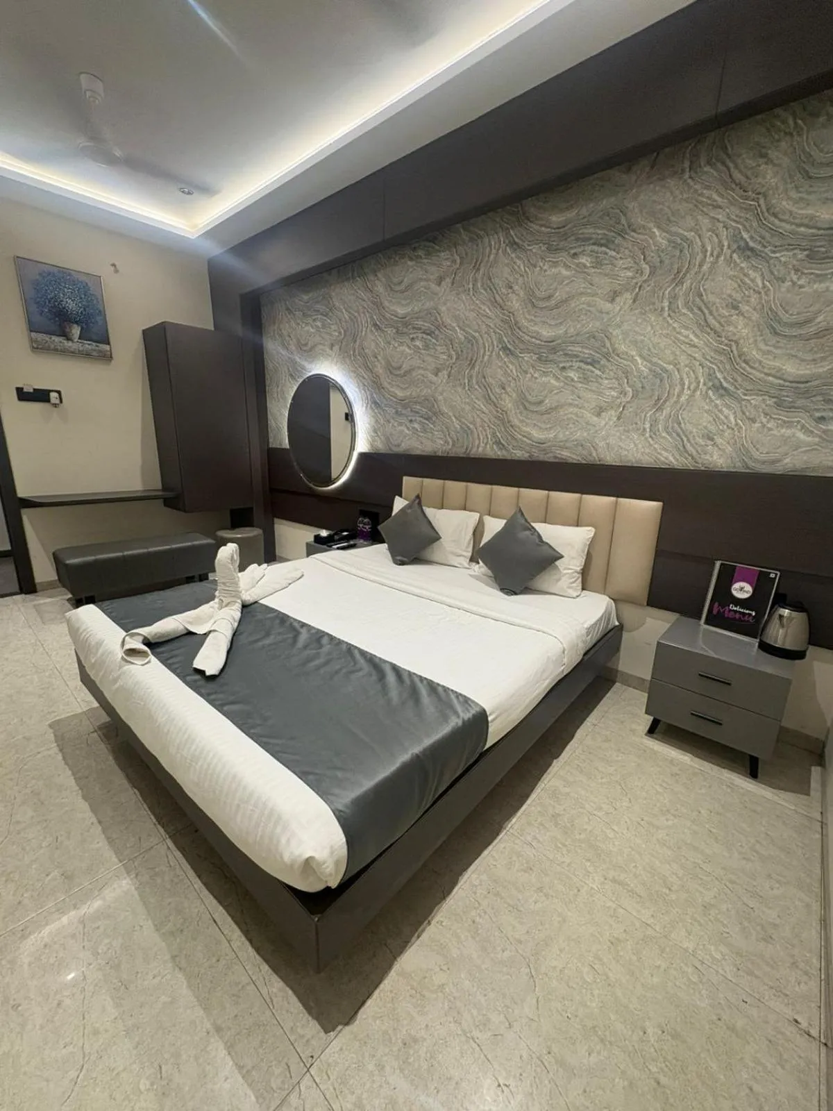 Hotel Govind Regency