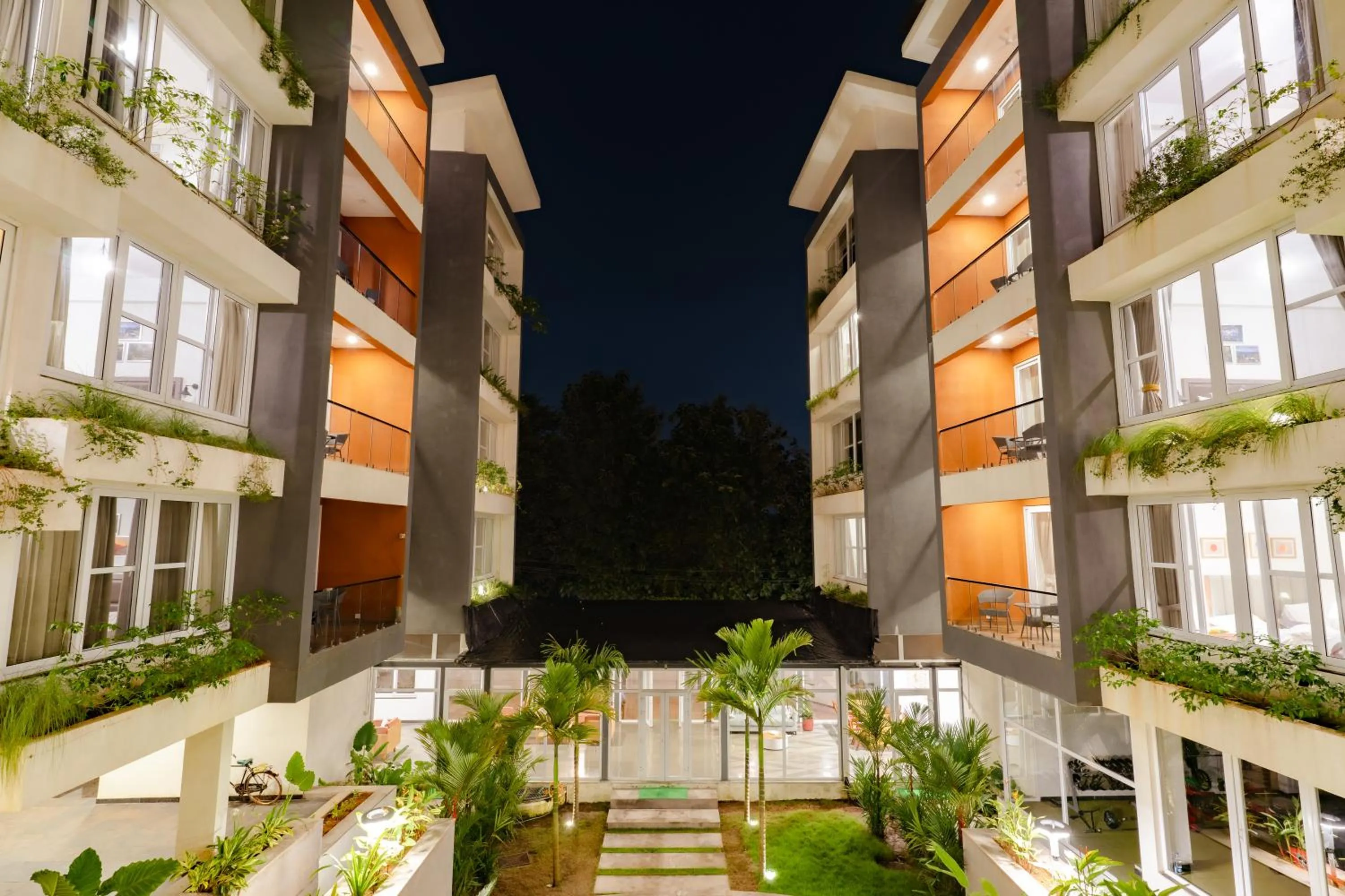 Property building in Carnival De Goa