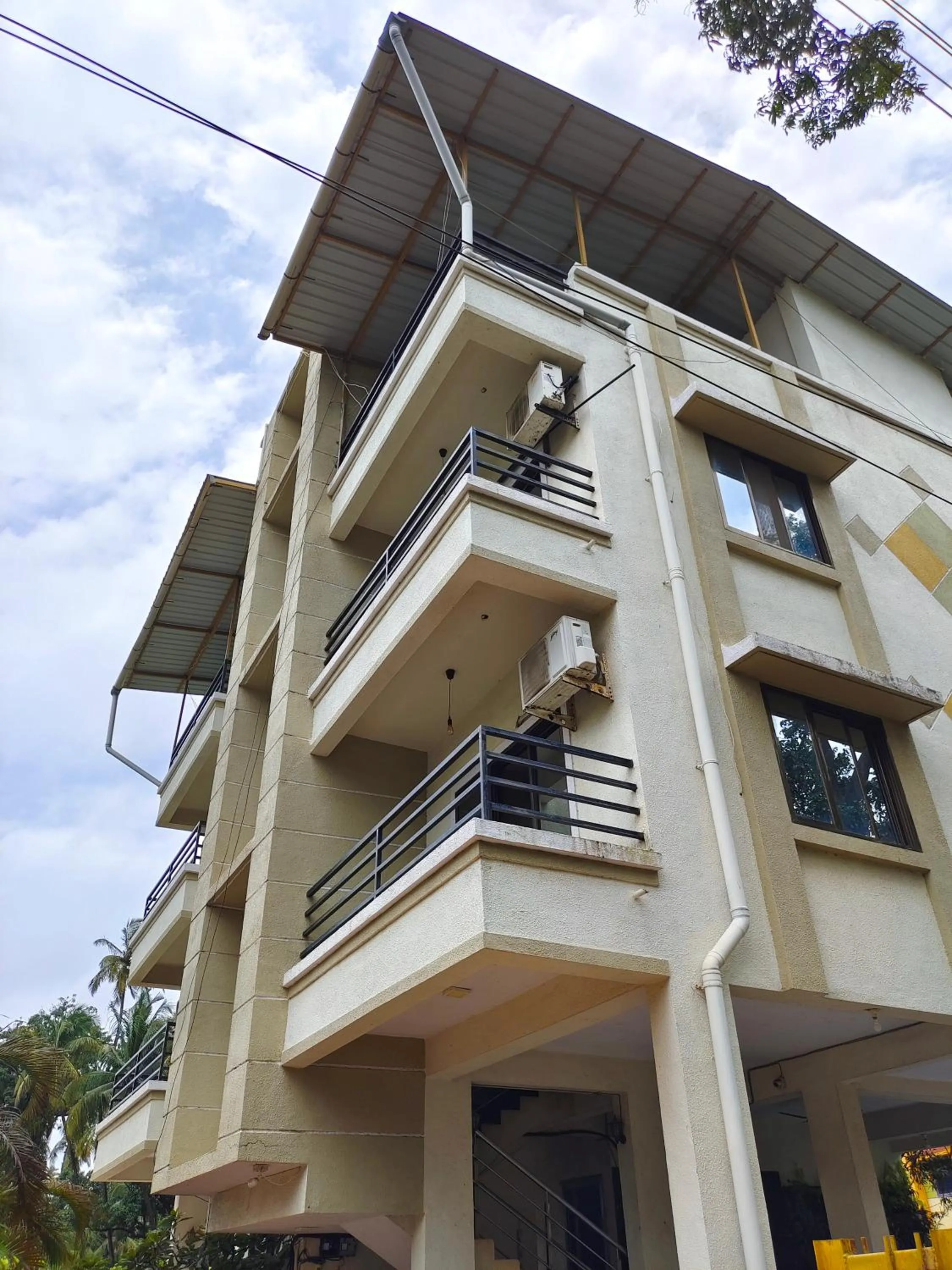 Property building in Anant Villa & Resorts