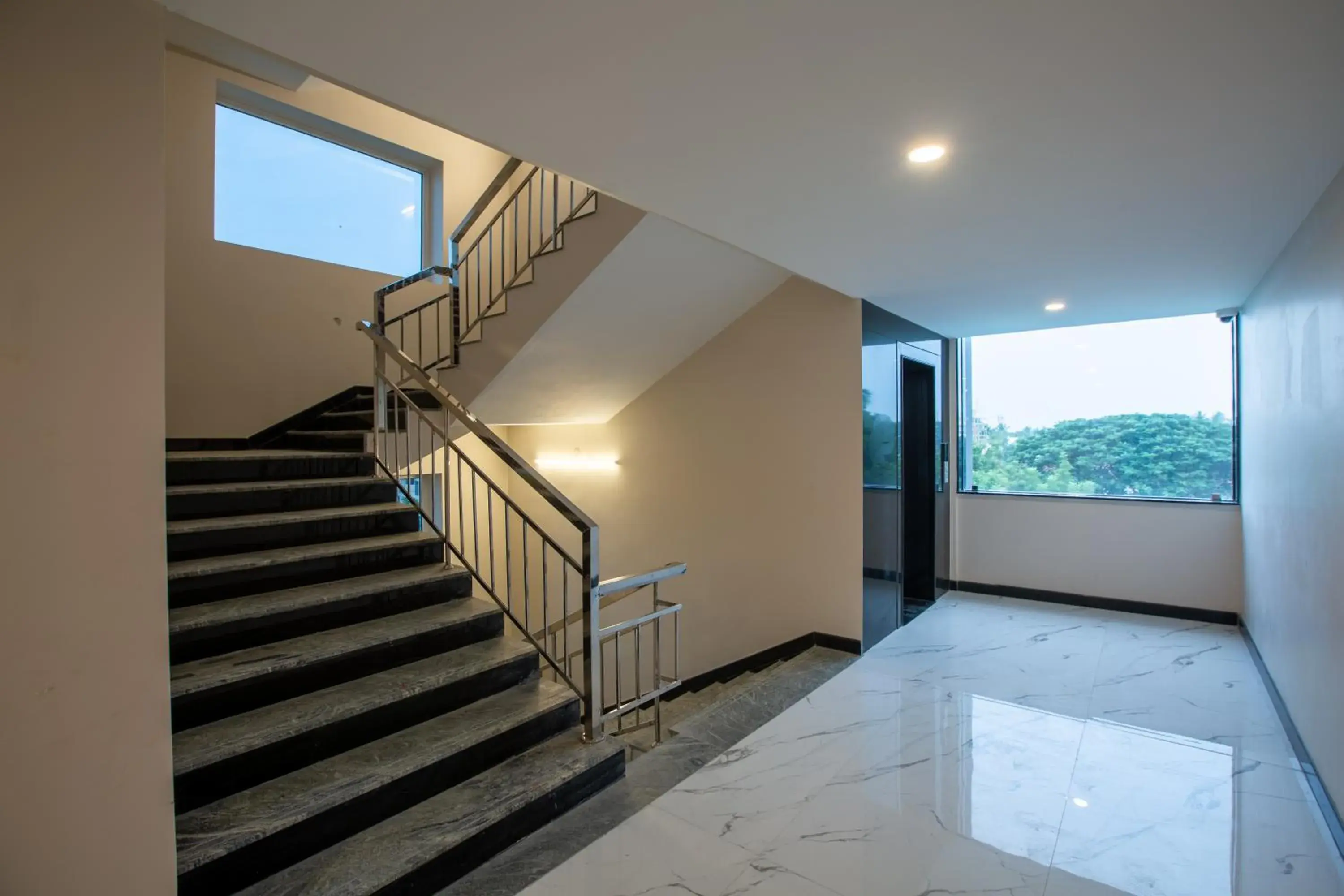 Inner courtyard view in PARKKAVAN TOWERS Inner courtyard view in PARKKAVAN TOWERS