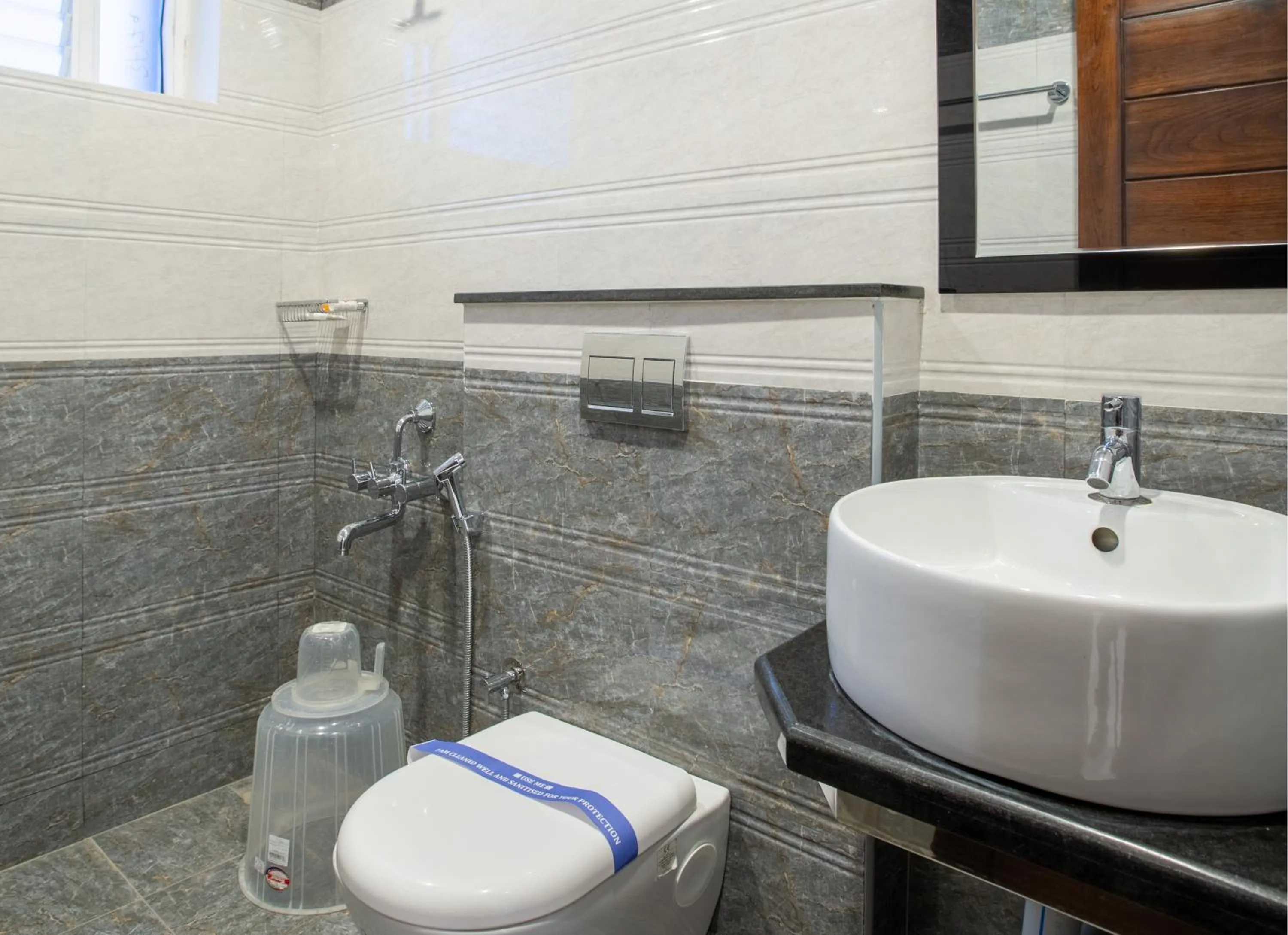 Bathroom in PARKKAVAN TOWERS