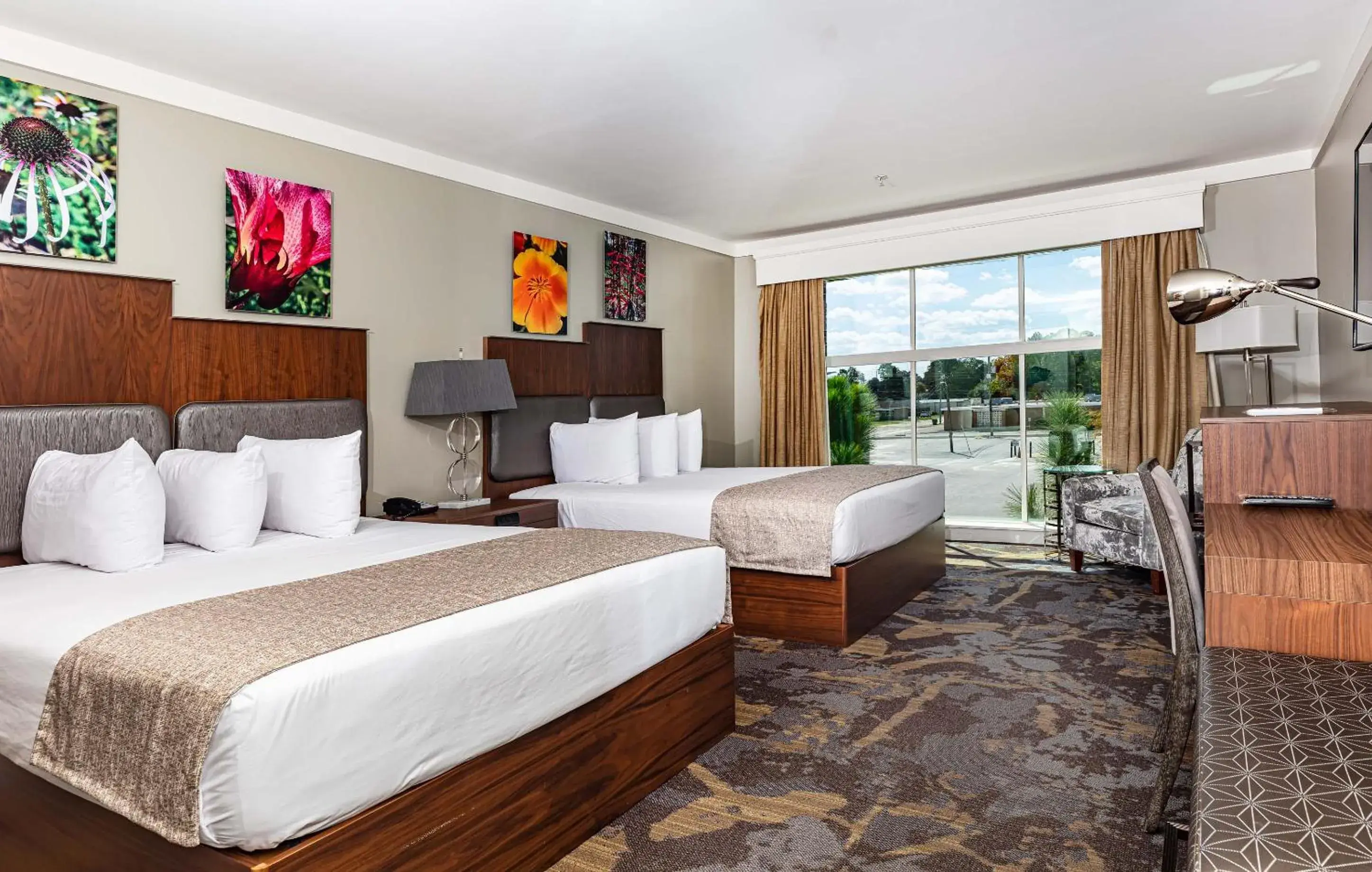 Photo of the whole room, Bed in The Inn At The Crossroads Photo of the whole room, Bed in The Inn At The Crossroads