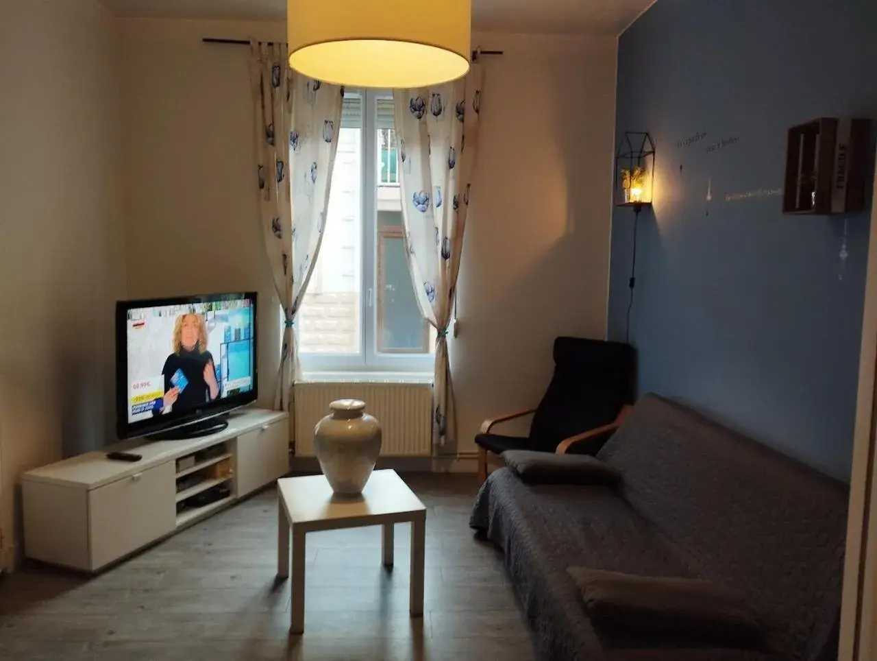Two-Bedroom Apartment in Le Grèbe Two-Bedroom Apartment in Le Grèbe