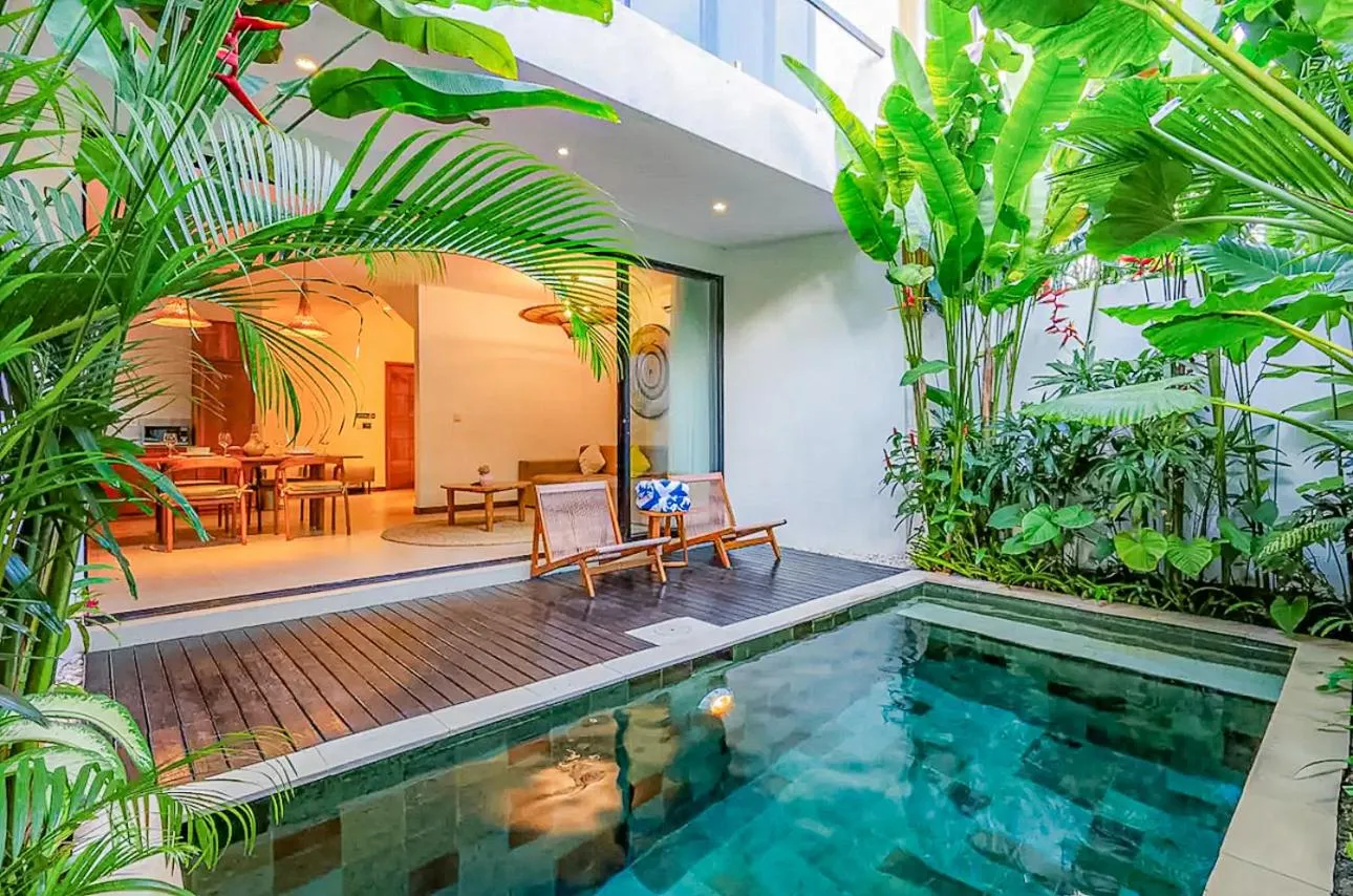 Swimming pool in Premier Umalas Villas