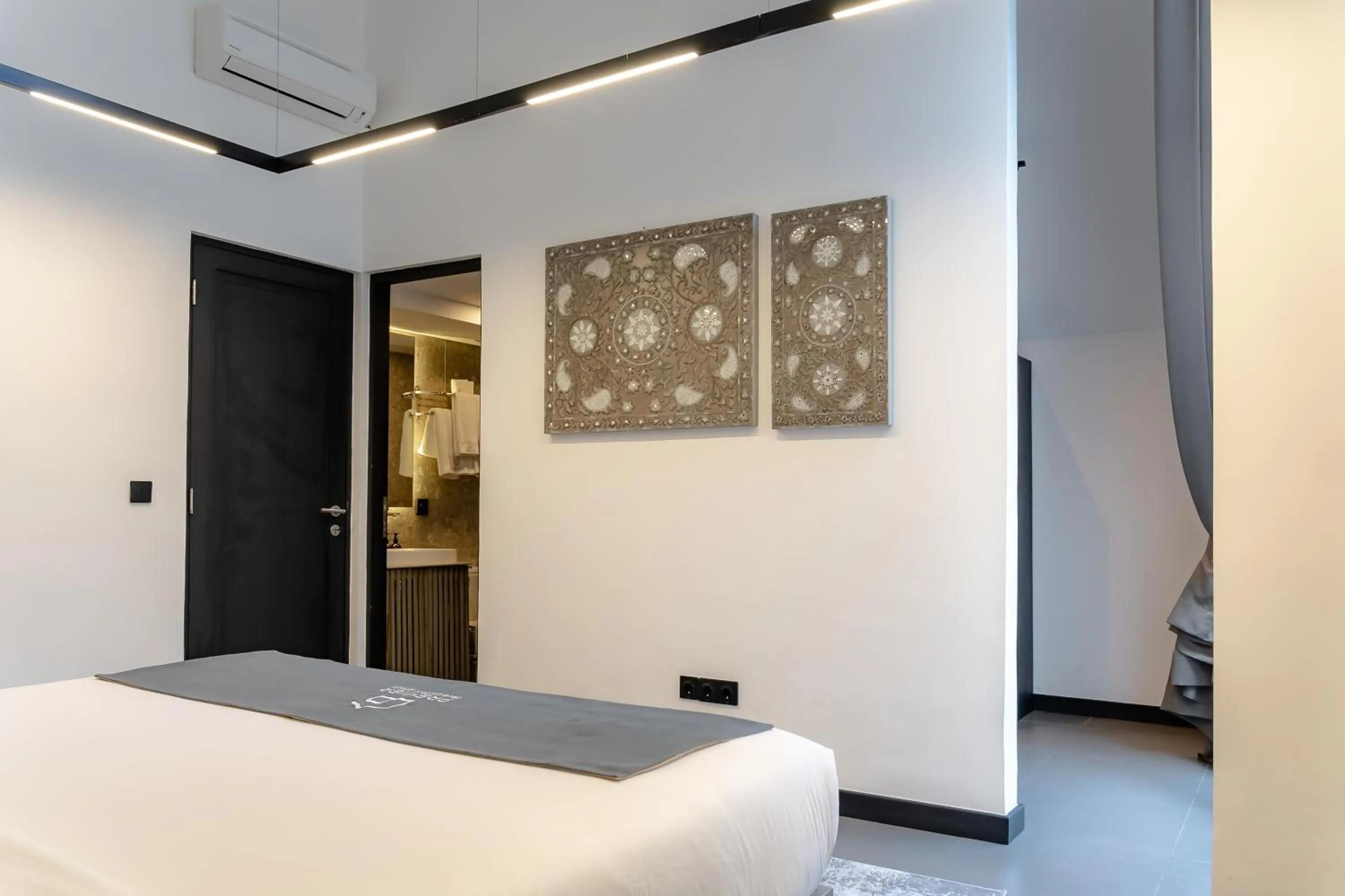 Bed in Premier Umalas Villas