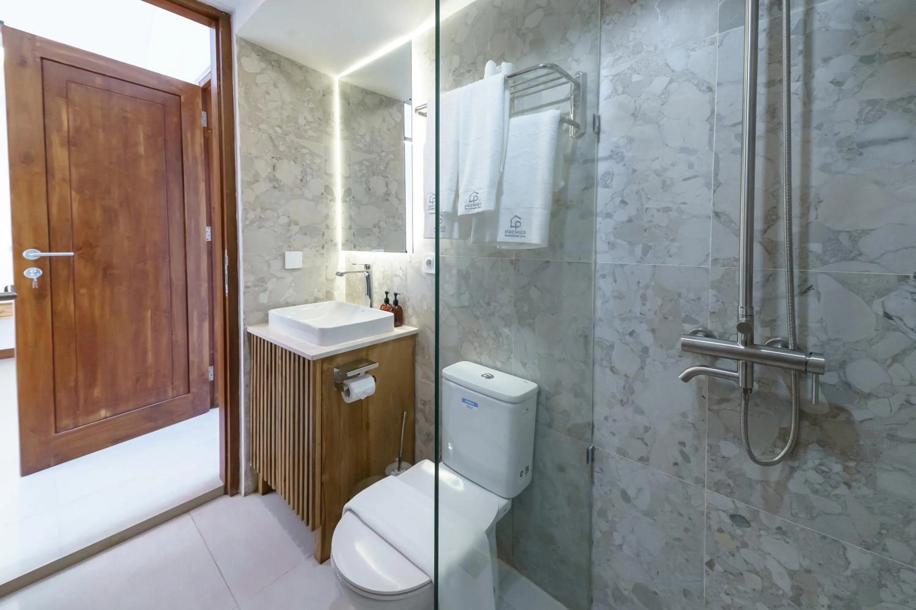 Shower in Premier Umalas Villas