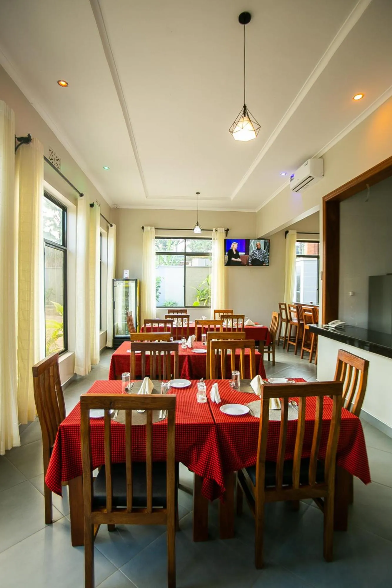 Restaurant/places to eat in Medan Hotel