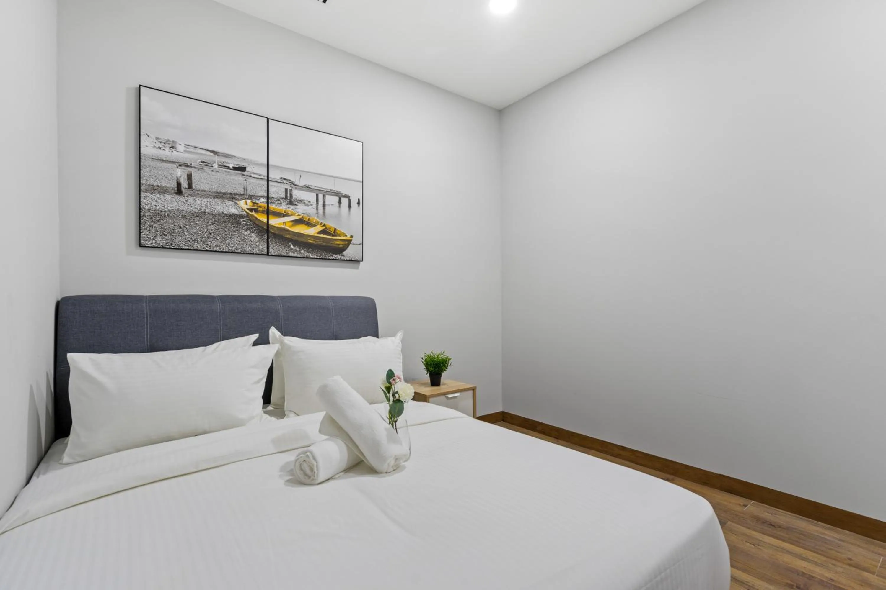 Bedroom, Bed in Binjai 8 by Plush