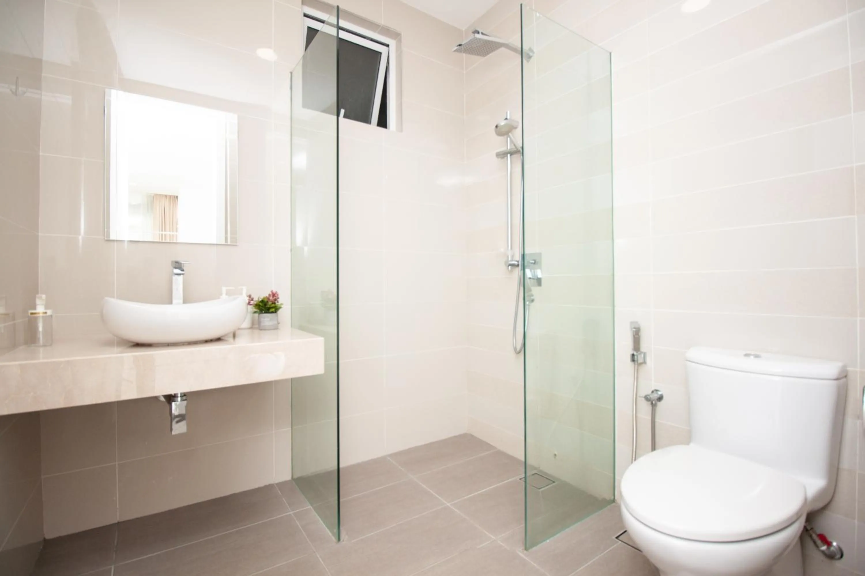 Shower in Binjai 8 by Plush
