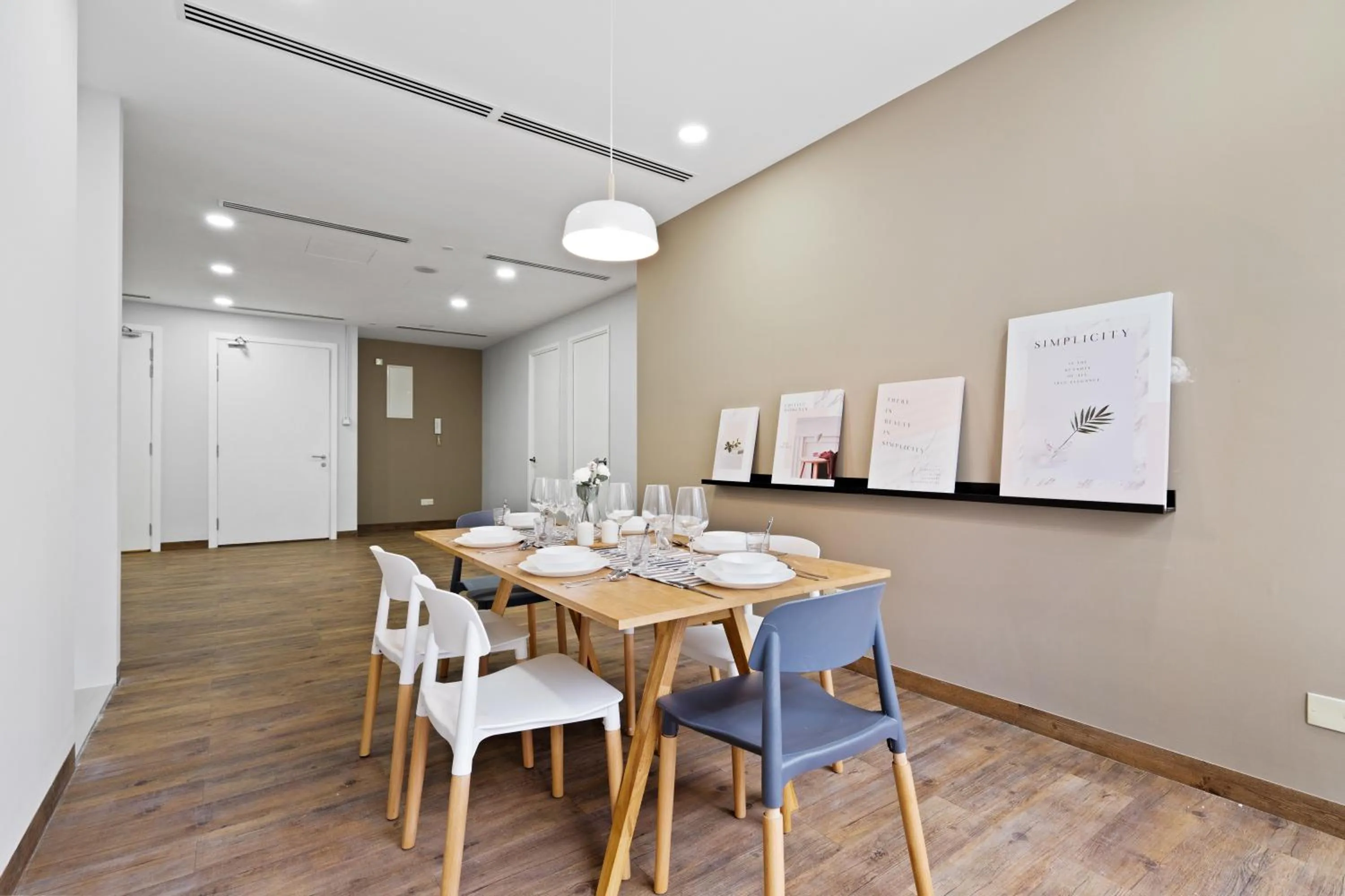 Dining area in Binjai 8 by Plush