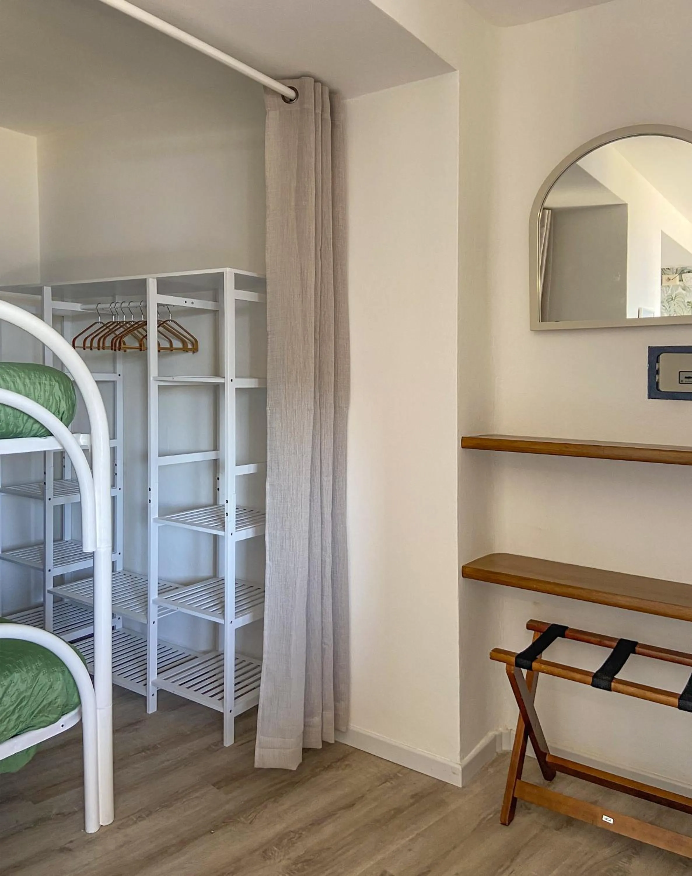 Bed in Residence Intur