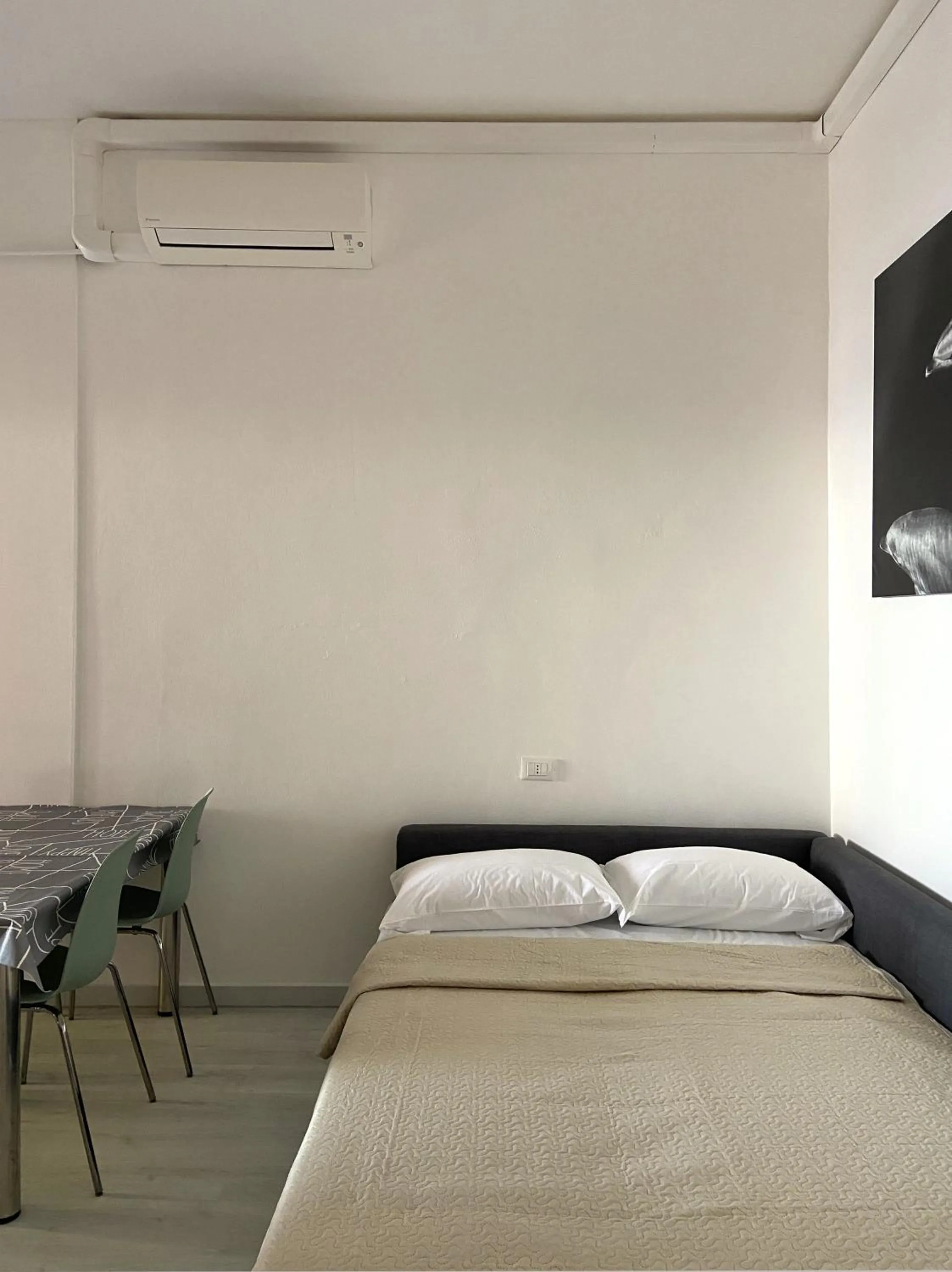 Bed in Residence Intur