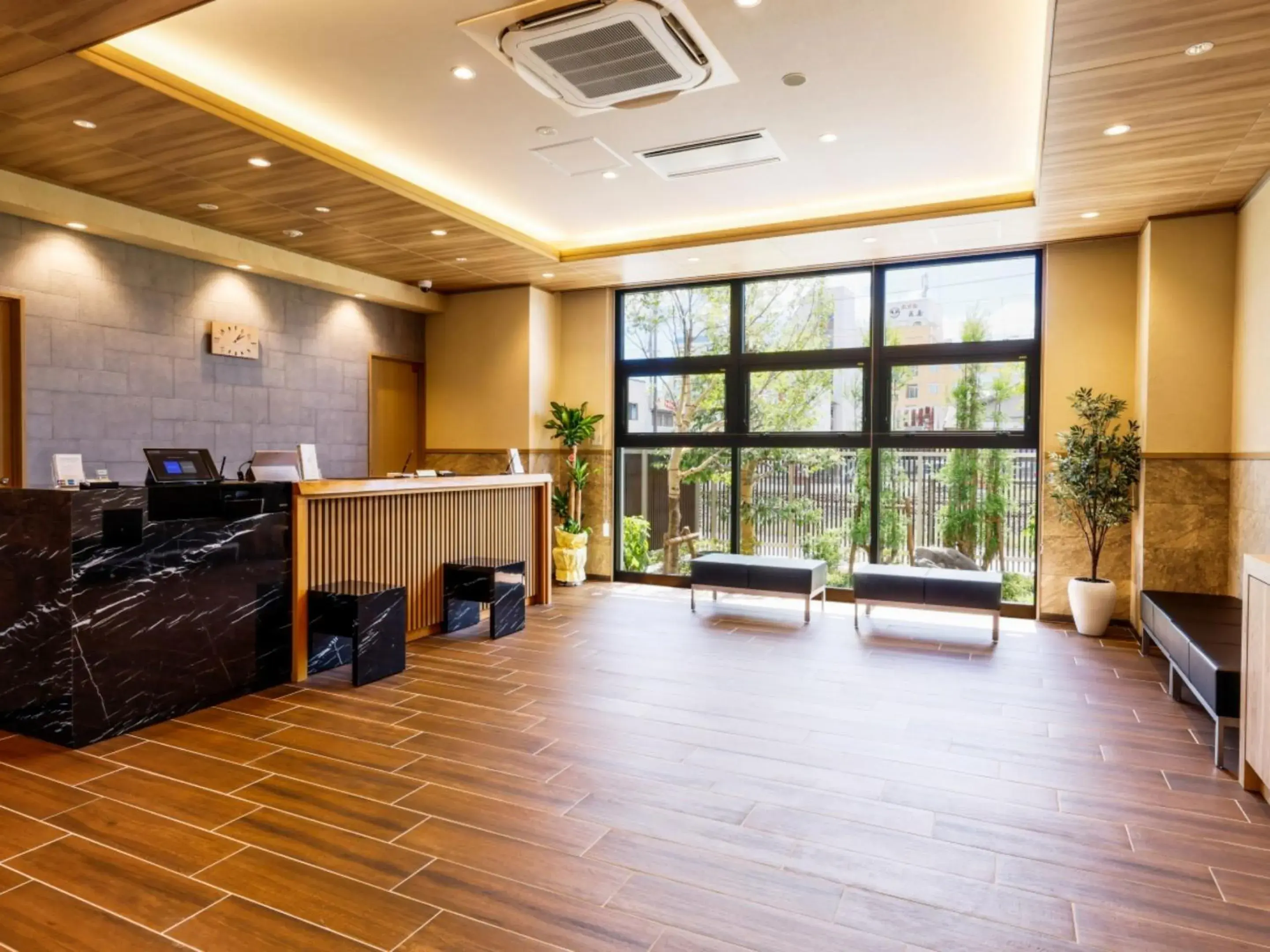 Lobby or reception in Hotel Kii Tanabe Lobby or reception in Hotel Kii Tanabe