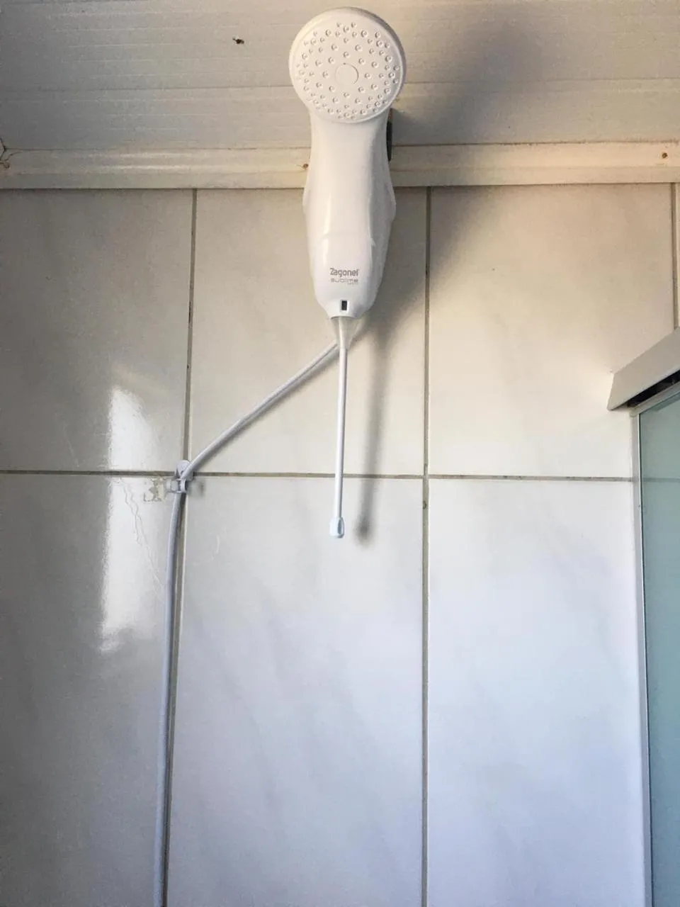 Shower in Pousada Cristal Serra