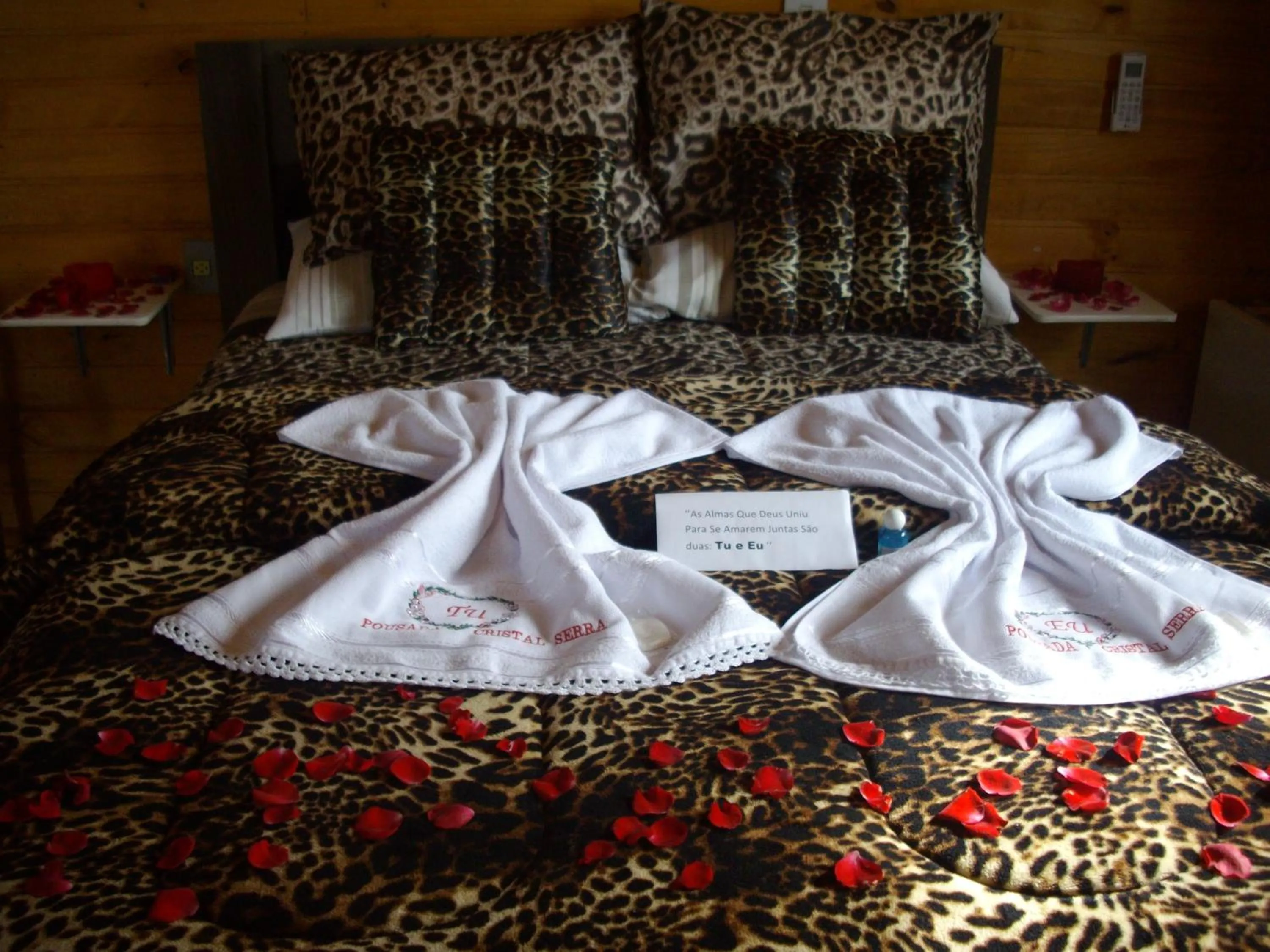 Bed in Pousada Cristal Serra