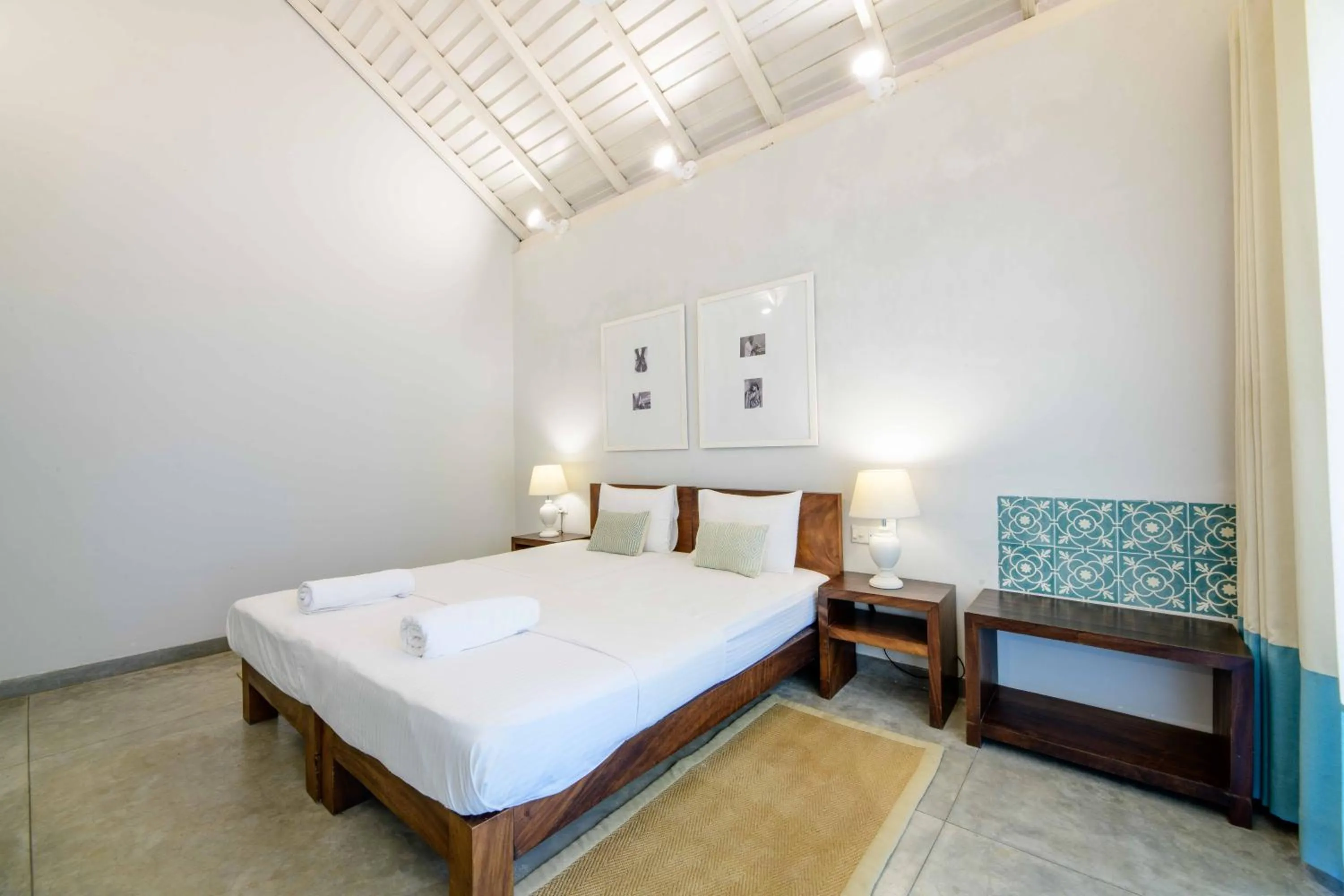 Bedroom, Bed in Bedrock Beach Villas
