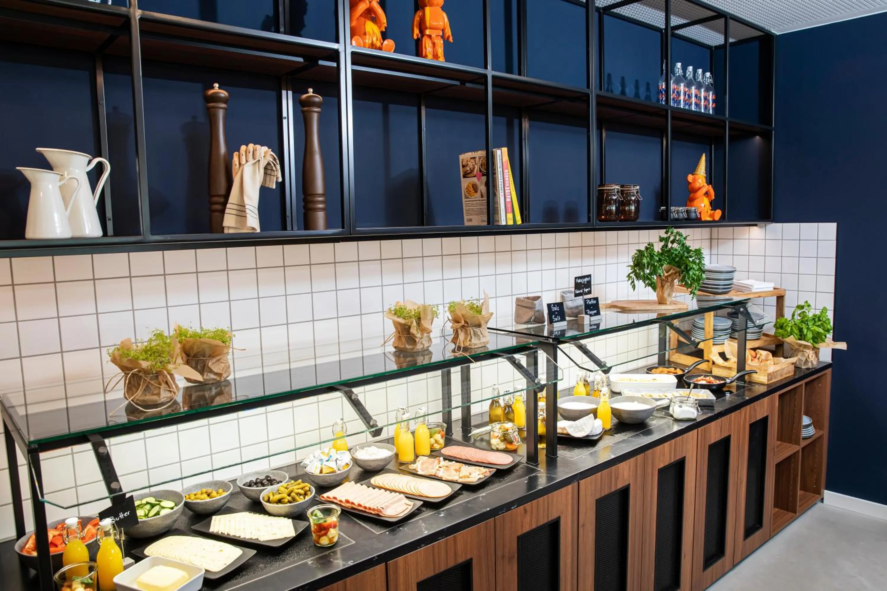 Breakfast in LOGINN Hotel Offenbach