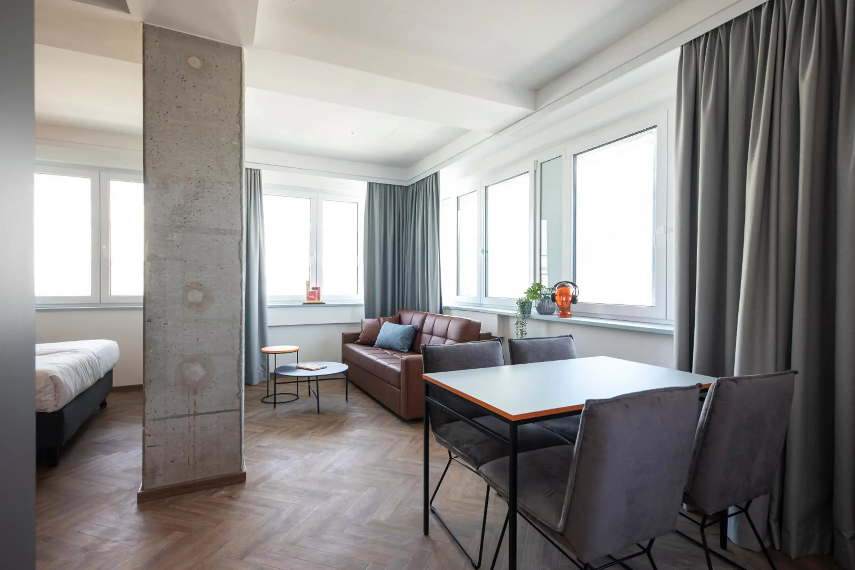 Photo of the whole room, Bed in LOGINN Hotel Offenbach Photo of the whole room, Bed in LOGINN Hotel Offenbach