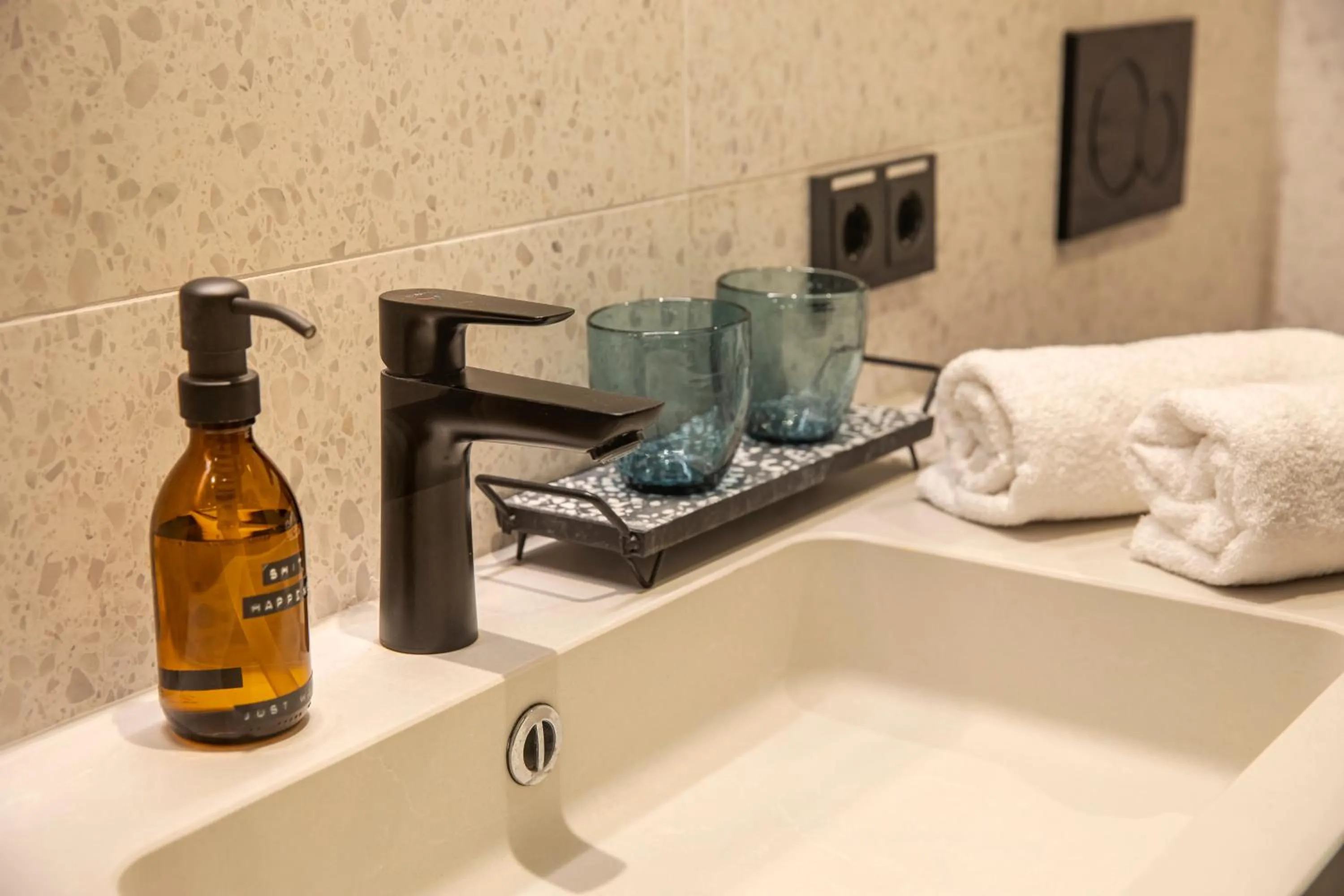 Bathroom in LOGINN Hotel Offenbach