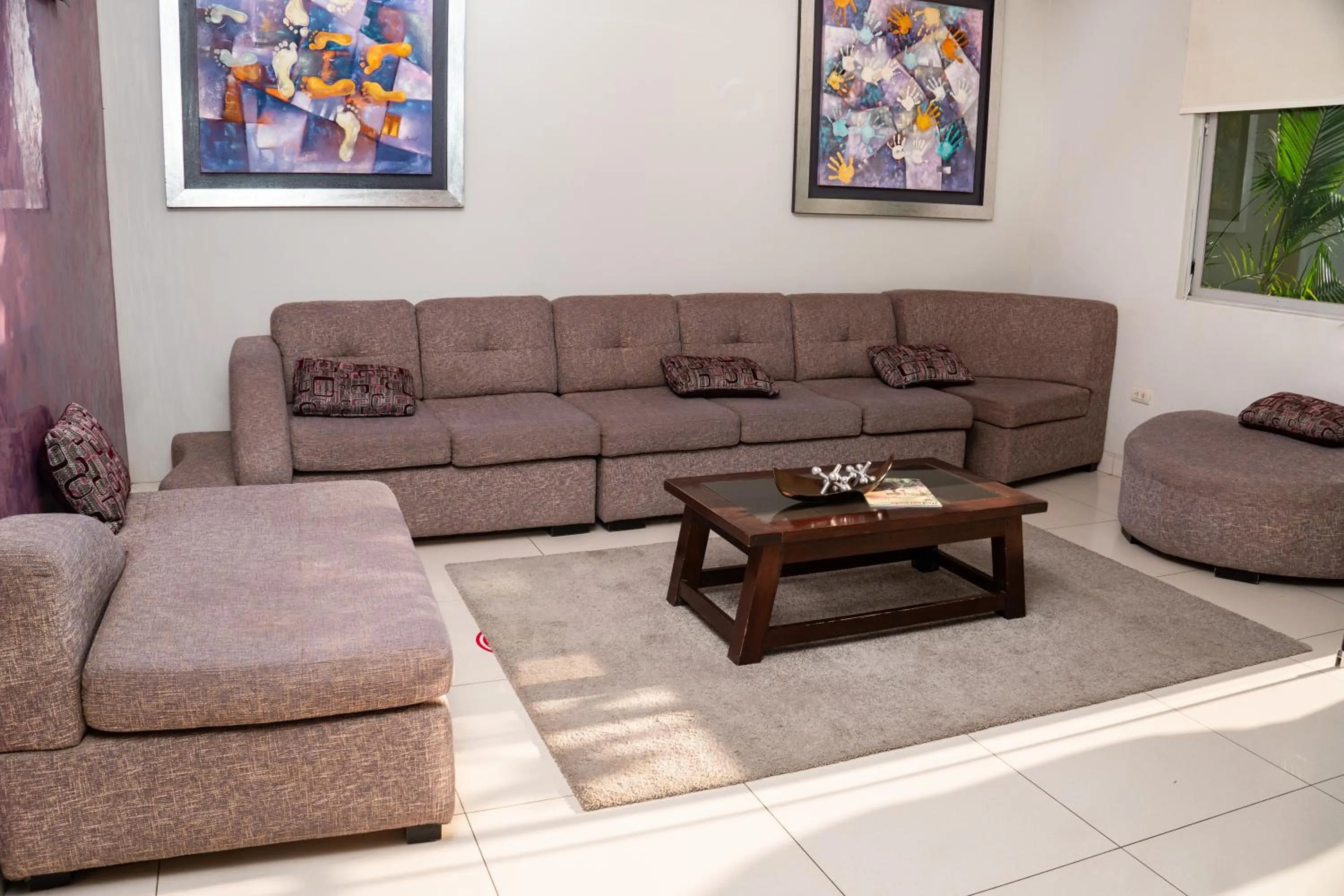Living room in Cacique Hotel