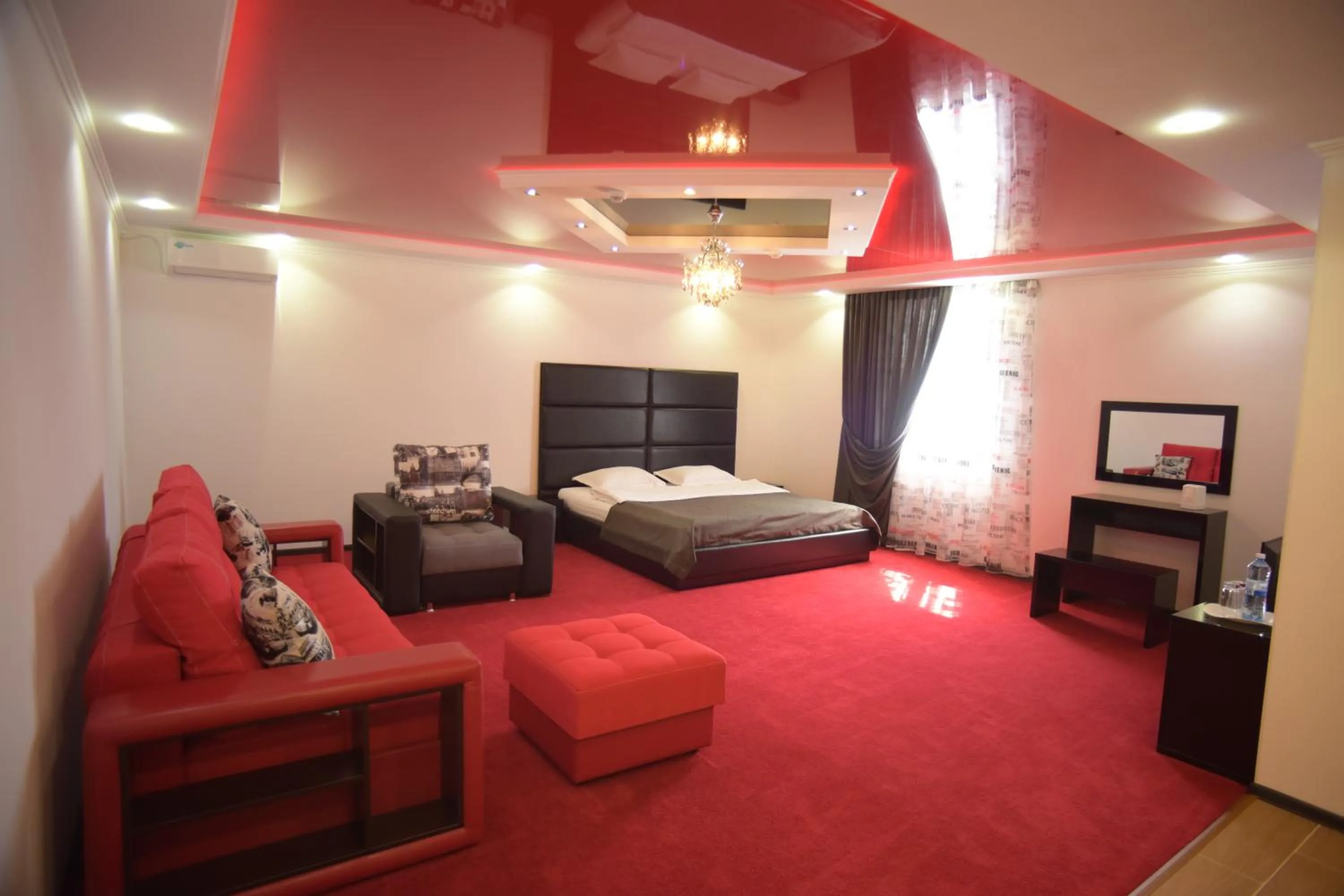 Bed in SEQUOIA boutique hotel