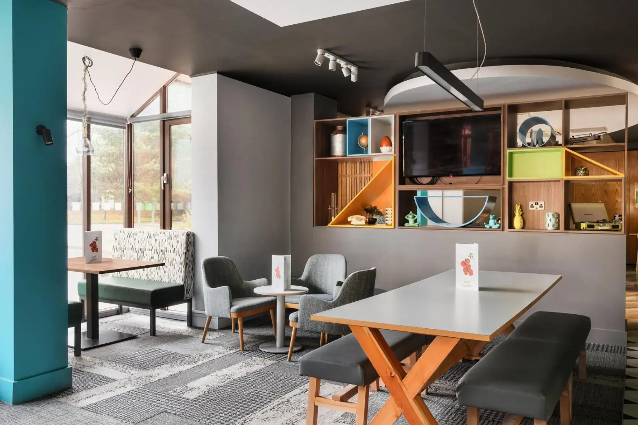 Restaurant/places to eat in Holiday Inn Northampton by IHG Restaurant/places to eat in Holiday Inn Northampton by IHG