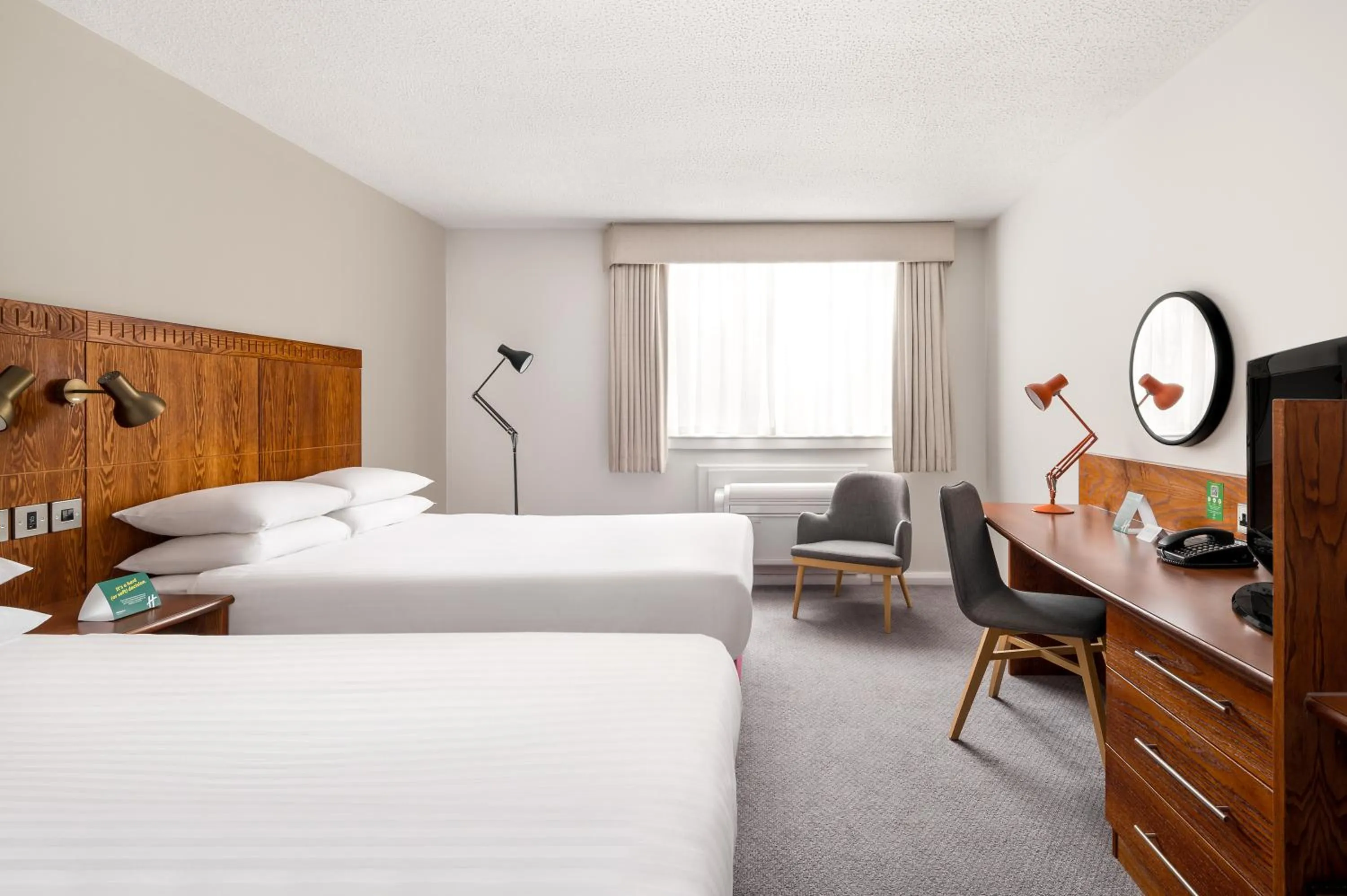 Bed in Holiday Inn Northampton by IHG