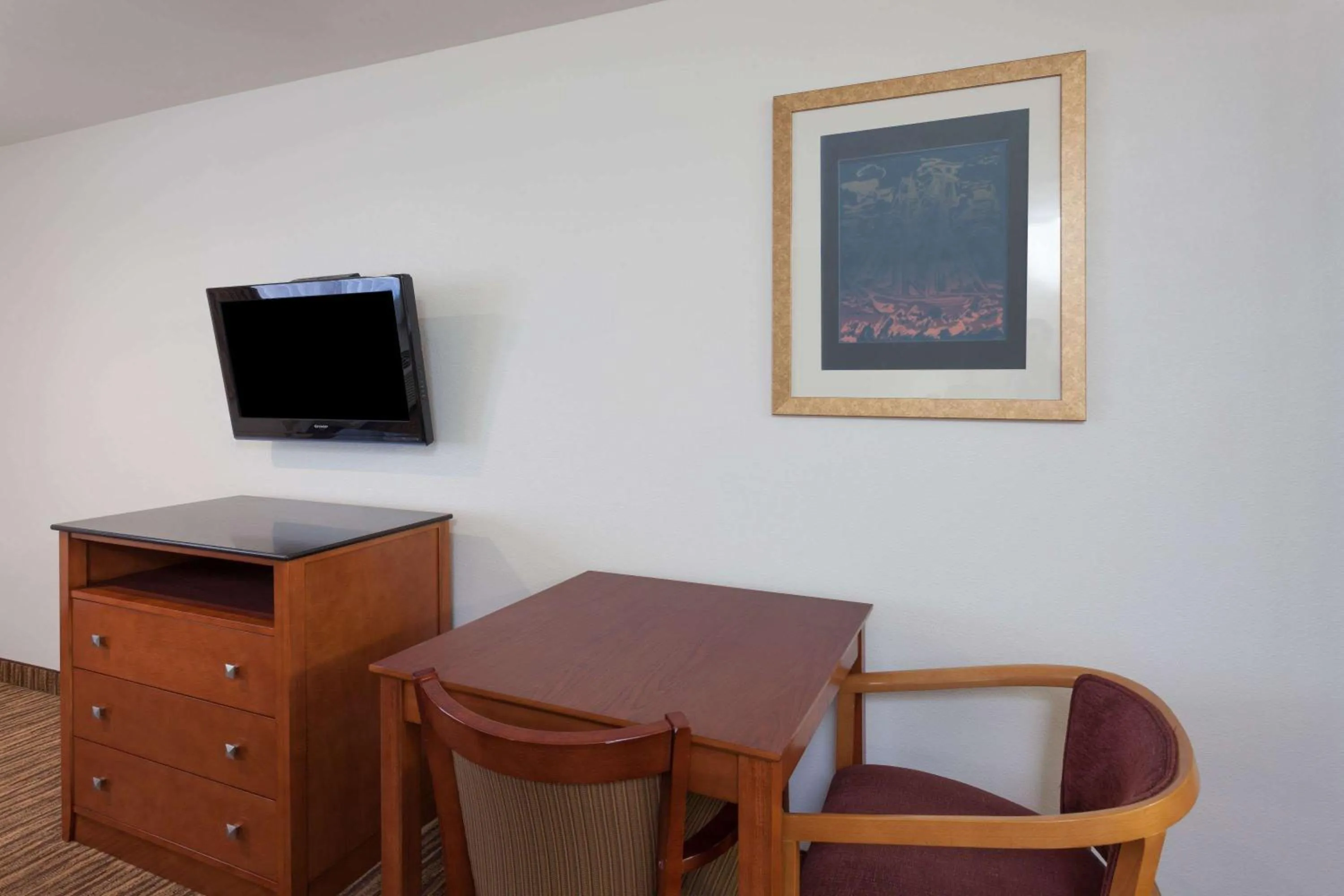 Photo of the whole room in Travelodge by Wyndham Hemet CA
