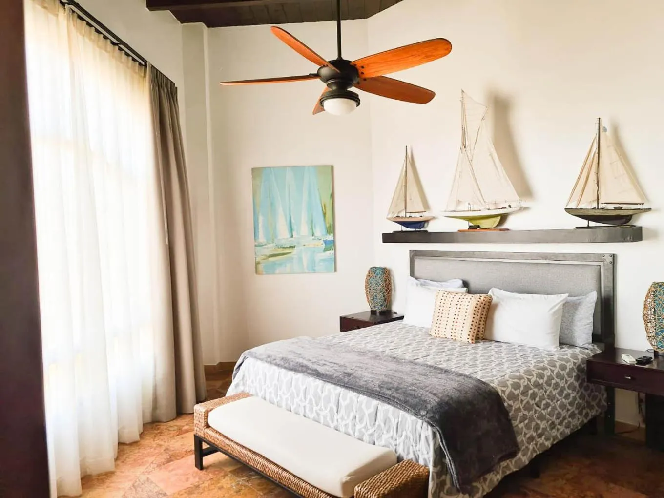 Bed in Vista Hermosa Resort and Spa