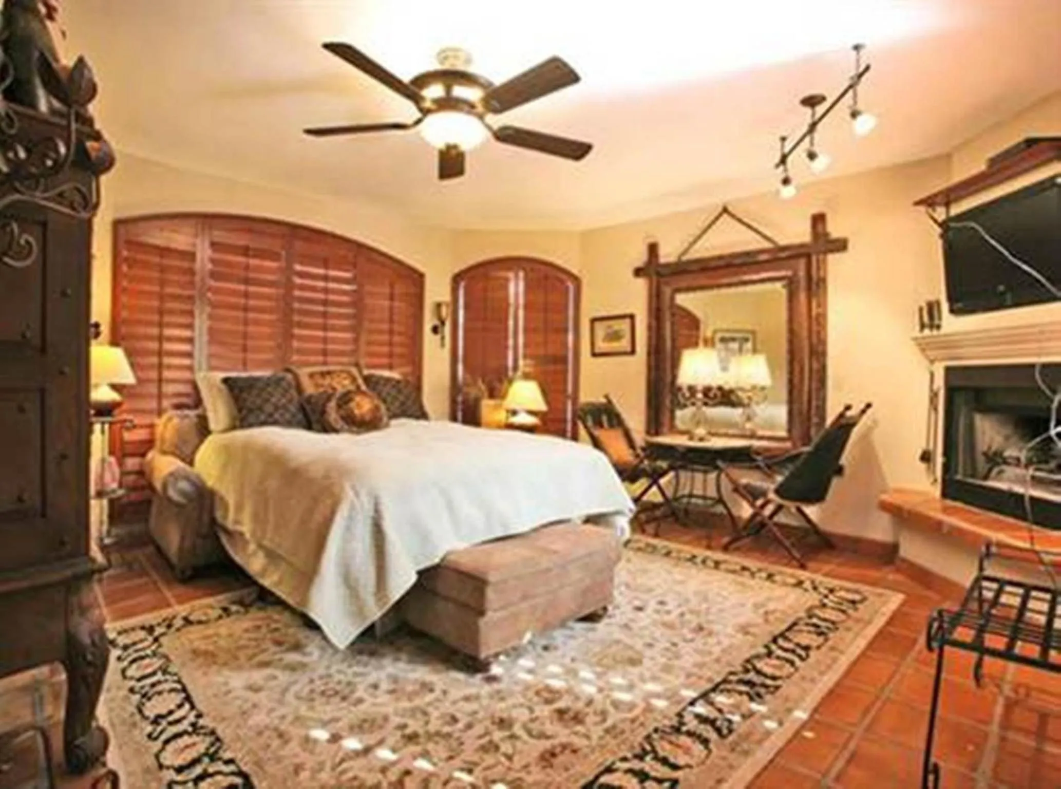 Bedroom, Bed in Vista Hermosa Resort and Spa