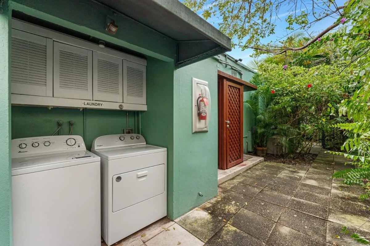 Beautiful Apt in Victoria Park (Las Olas Blvd)
