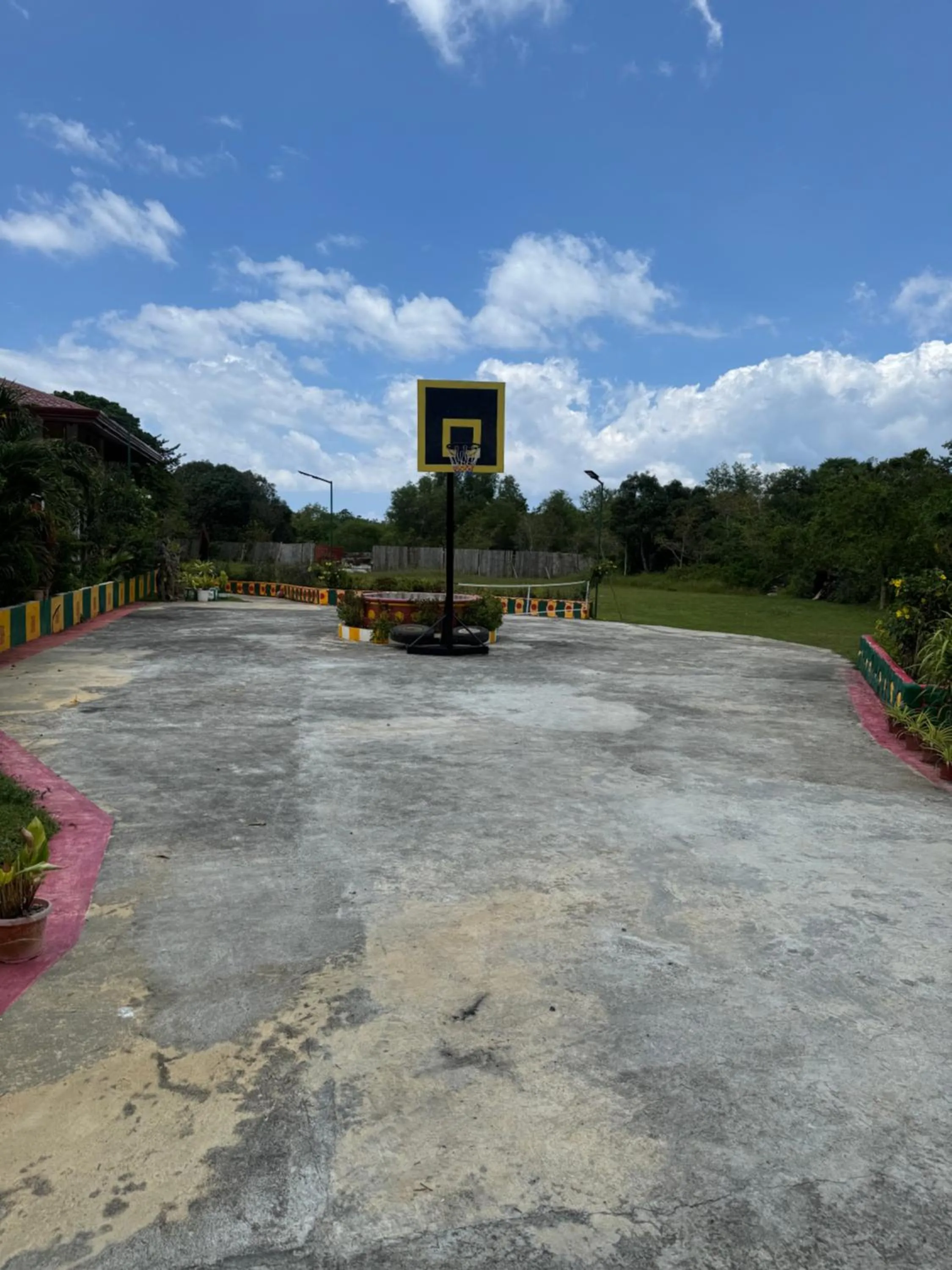 Villa Lourdes Resort