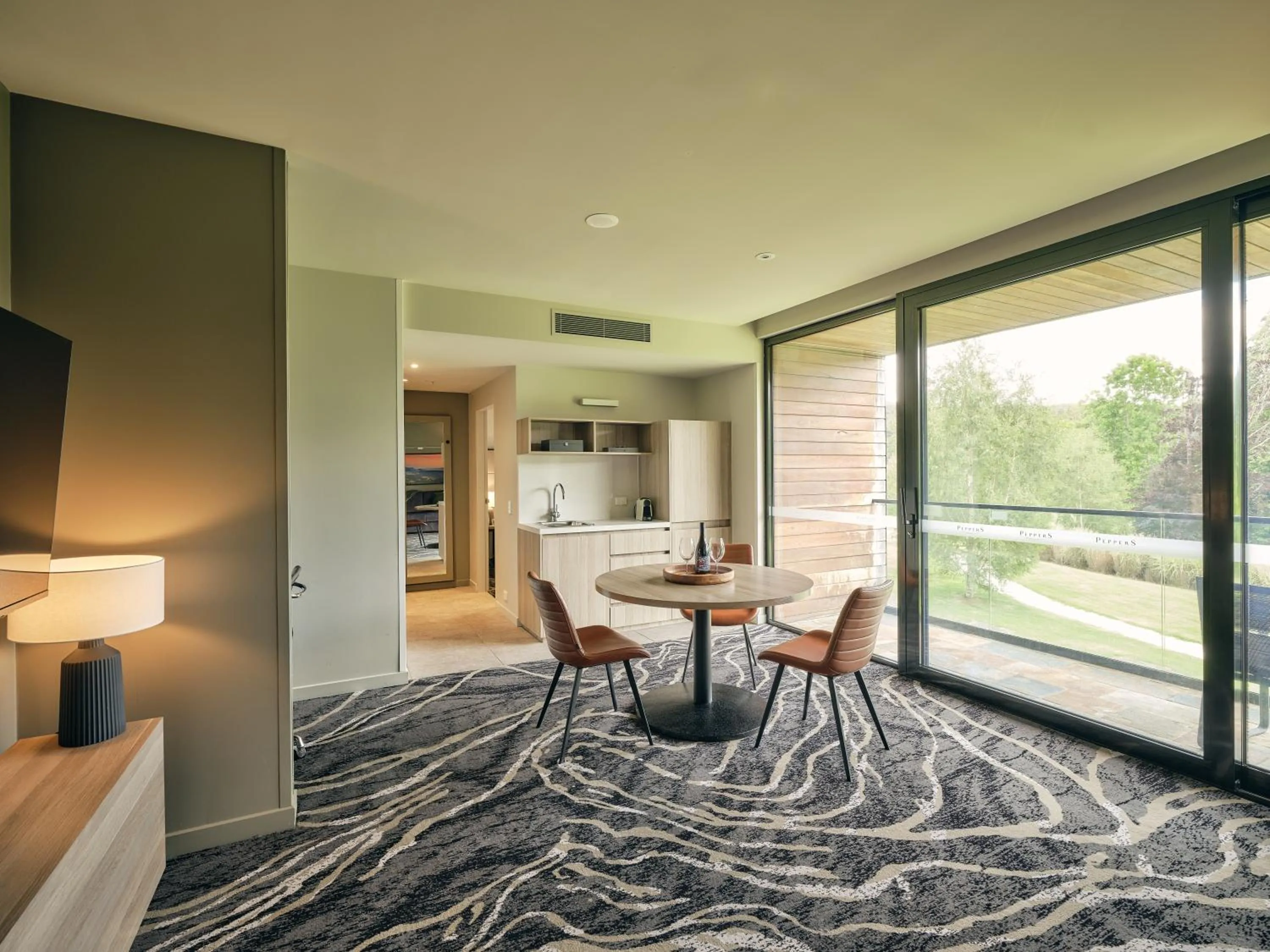 Dining area in Peppers Marysville