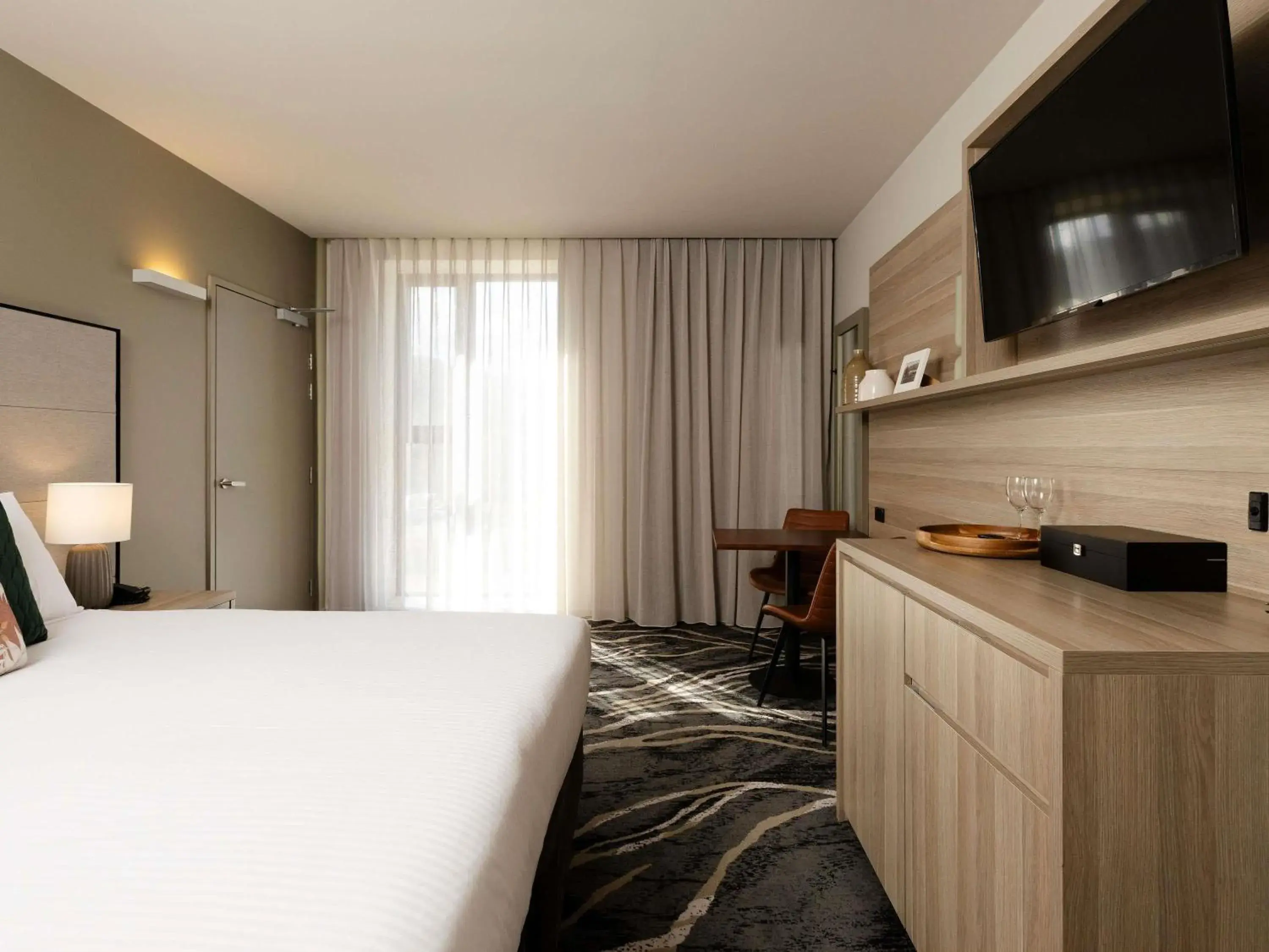 Bedroom, Bed in Peppers Marysville Bedroom, Bed in Peppers Marysville