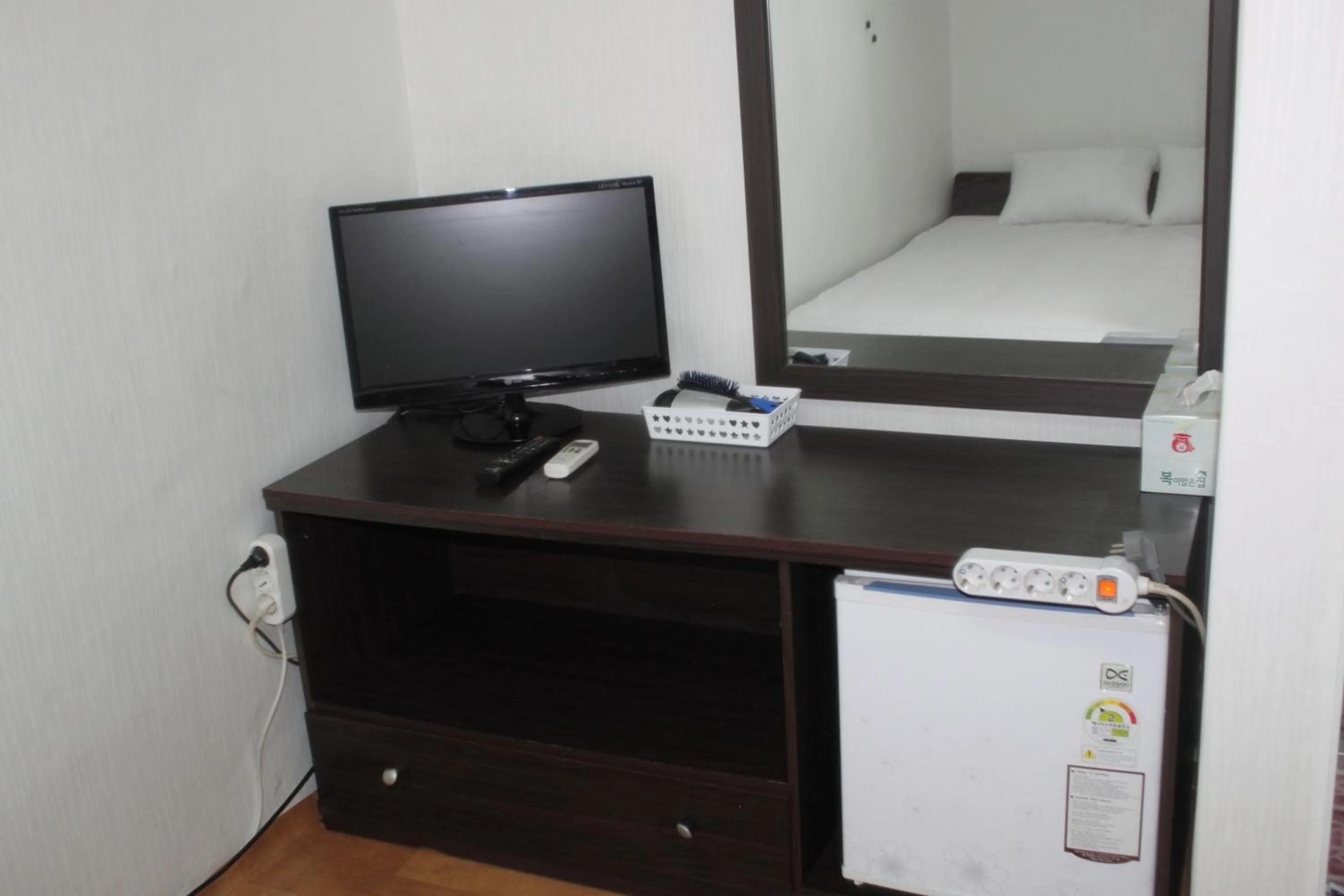TV and multimedia, Bed in Dongdaemun Guesthouse