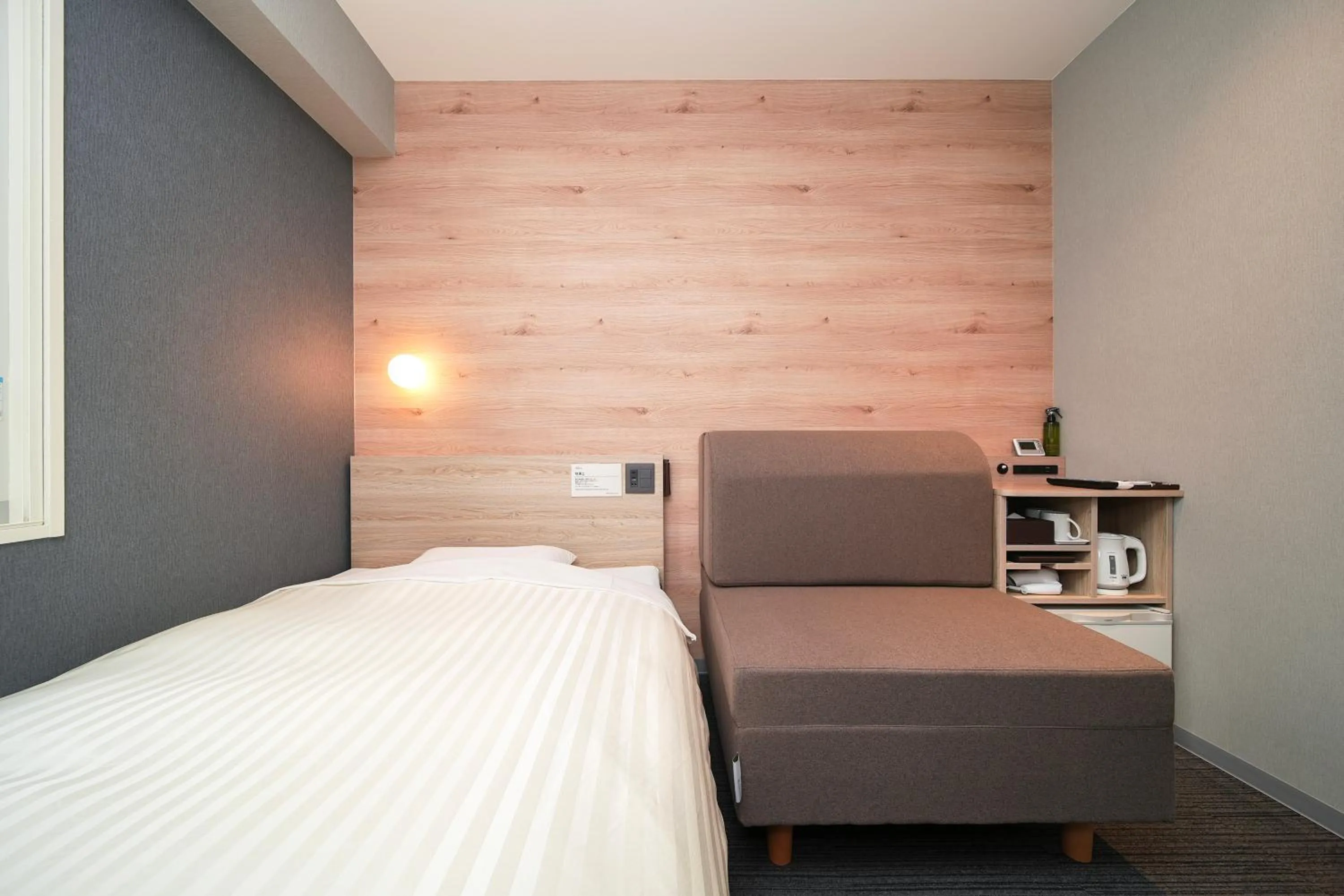 Bed in Super Hotel Utsunomiya