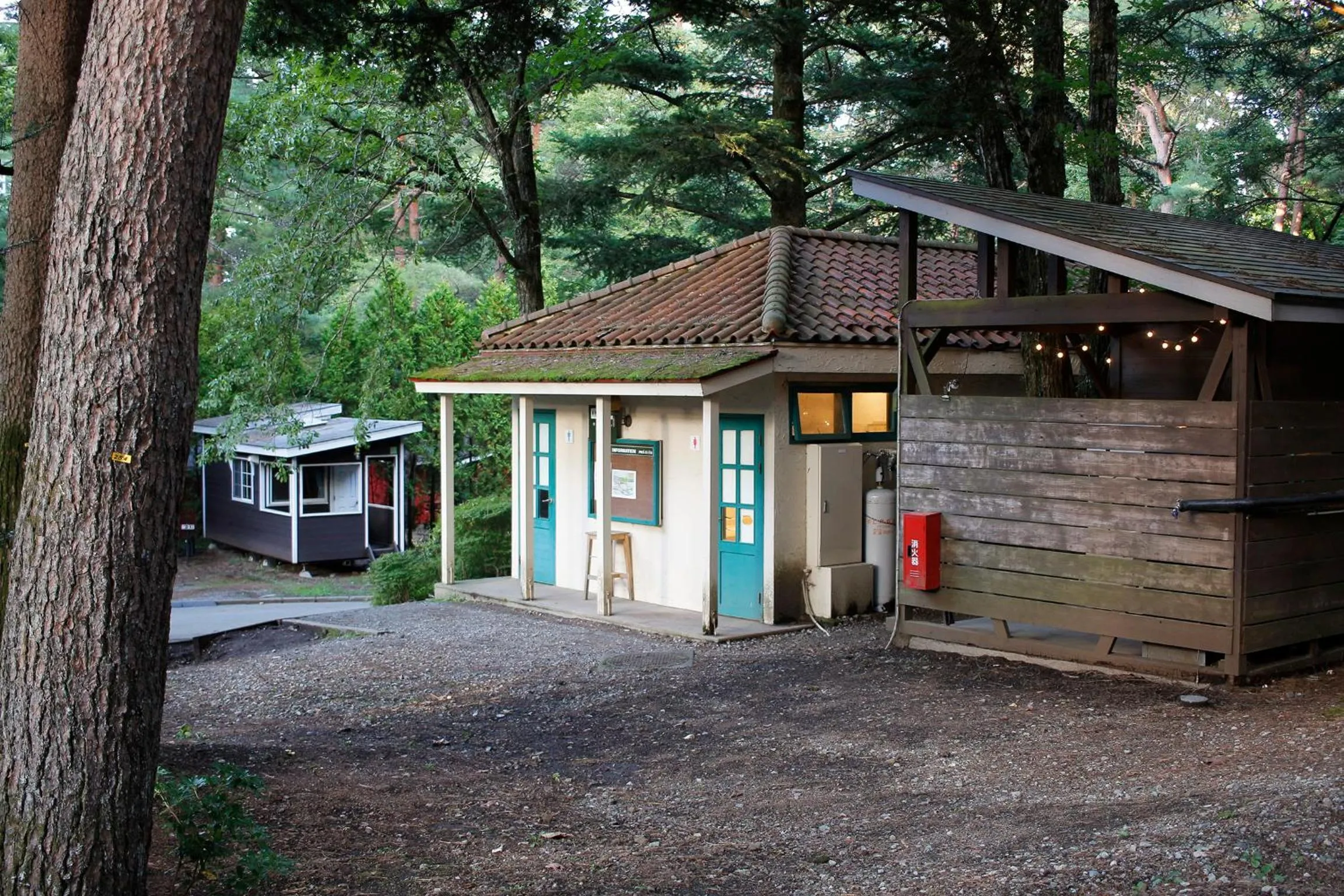 Communal kitchen in PICA Fujiyoshida
