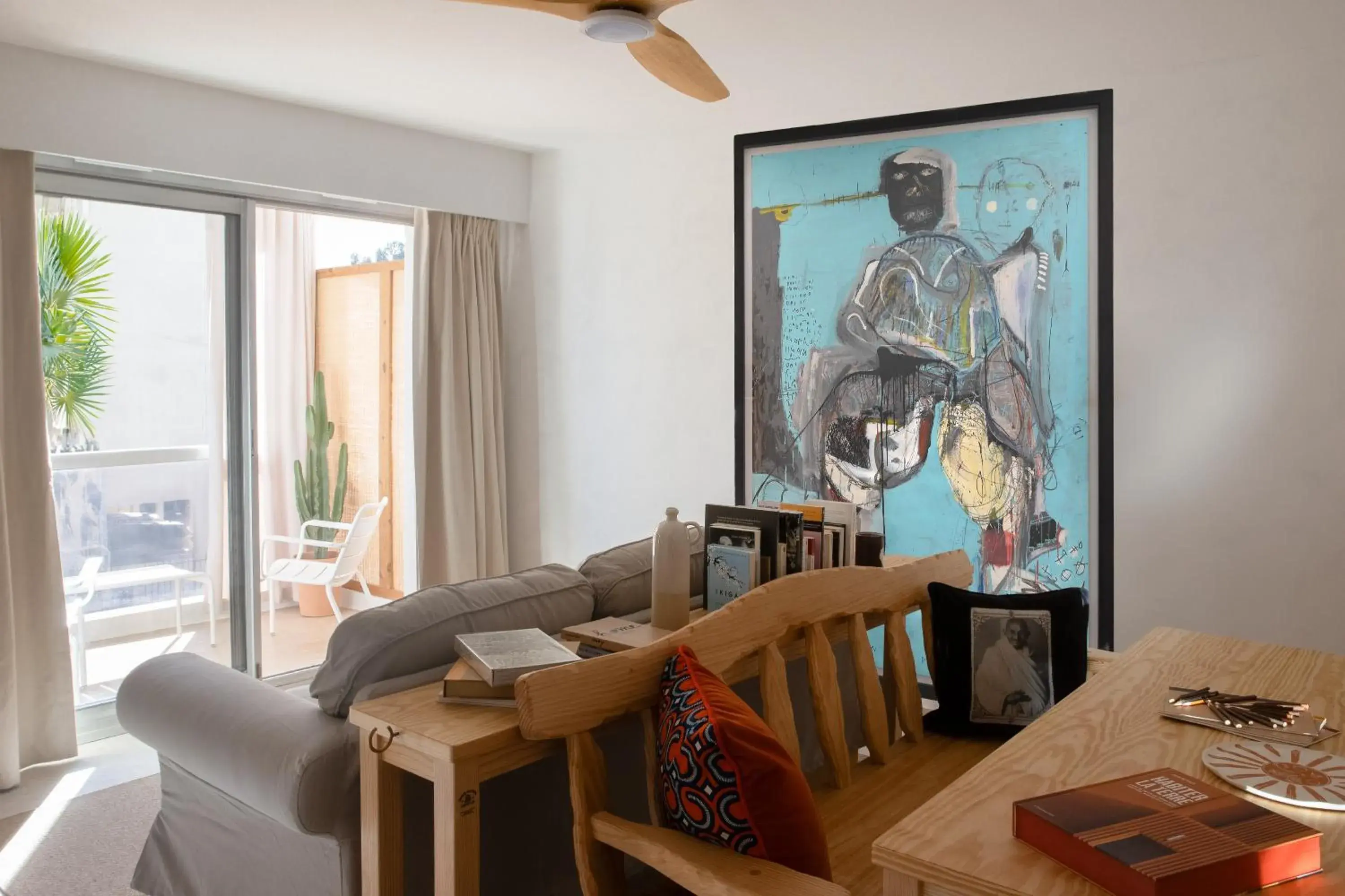 Bedroom in MOB HOTEL Cannes Bedroom in MOB HOTEL Cannes