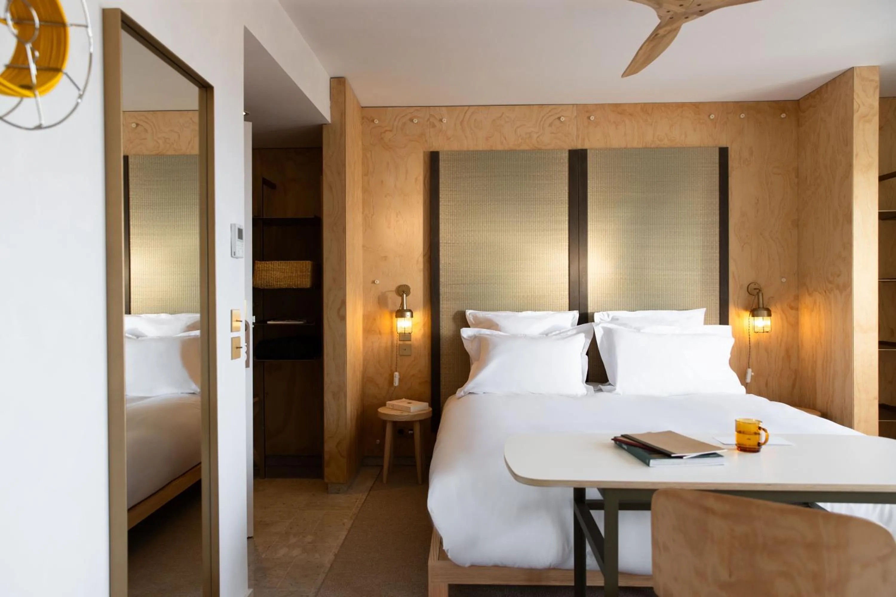 Bed in MOB HOTEL Cannes