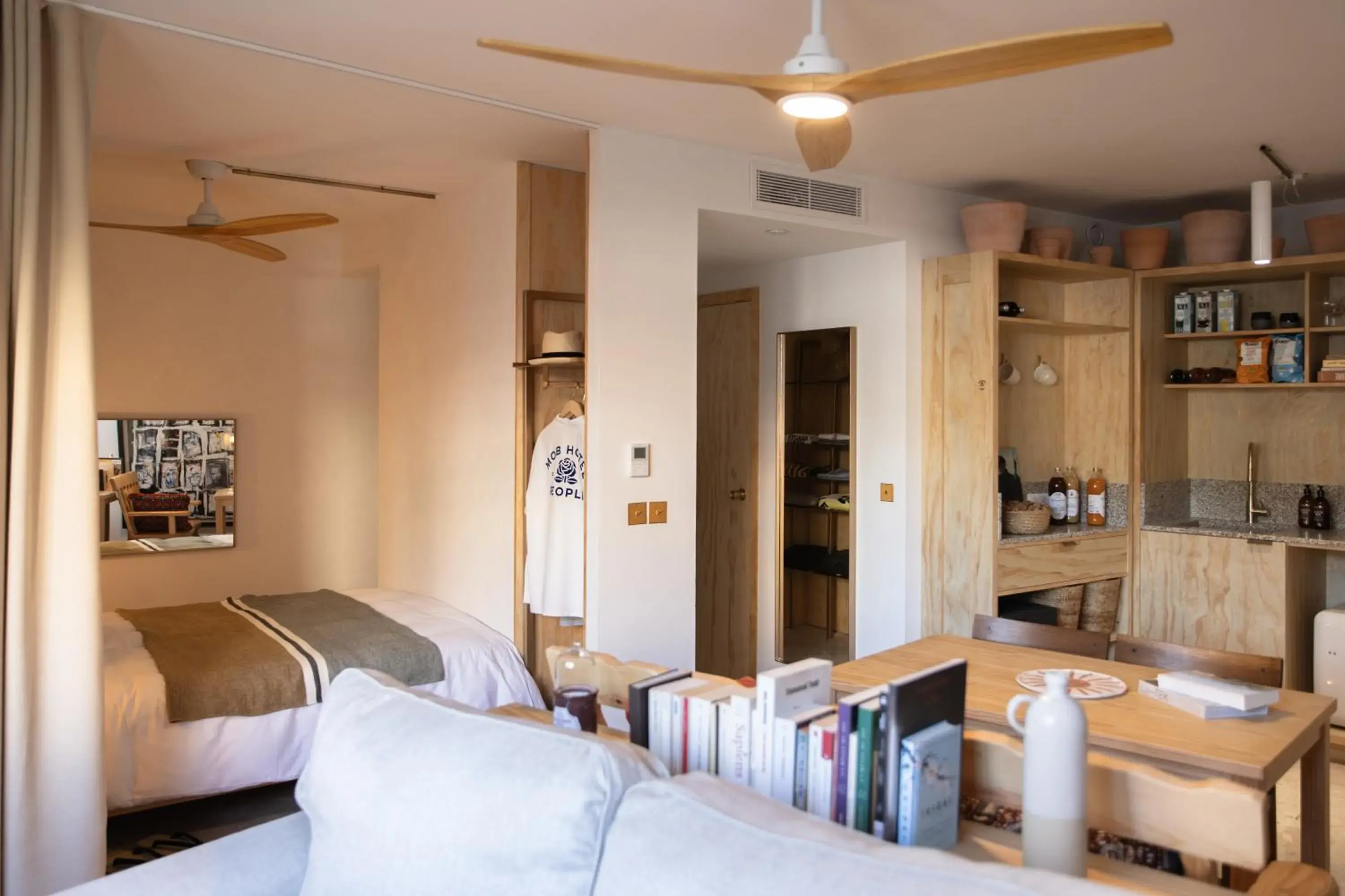 Bedroom in MOB HOTEL Cannes Bedroom in MOB HOTEL Cannes