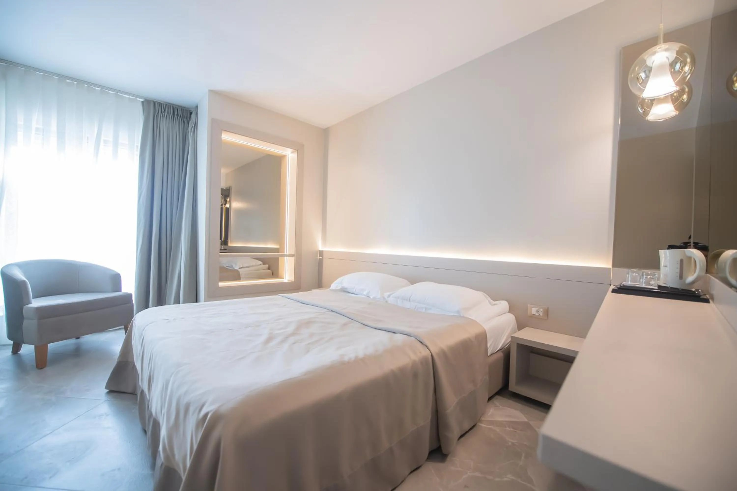 Bed in Hotel Atena***