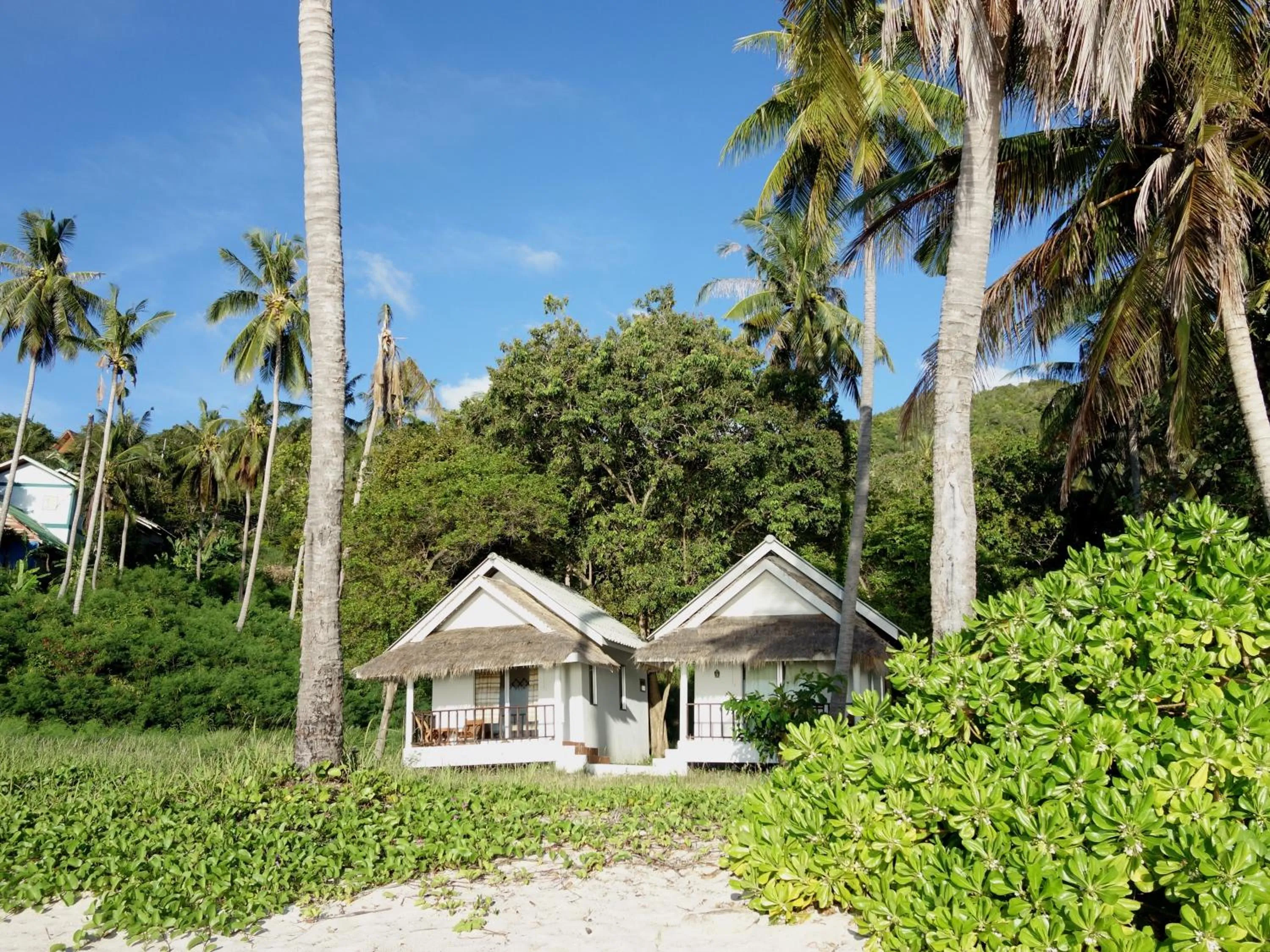 Facade/entrance in Secret Beach Bungalows