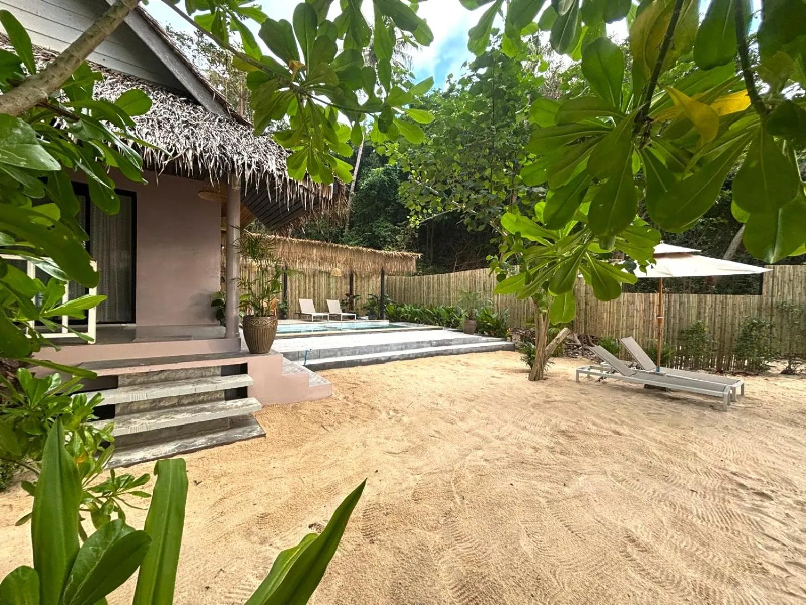 Garden in Secret Beach Bungalows