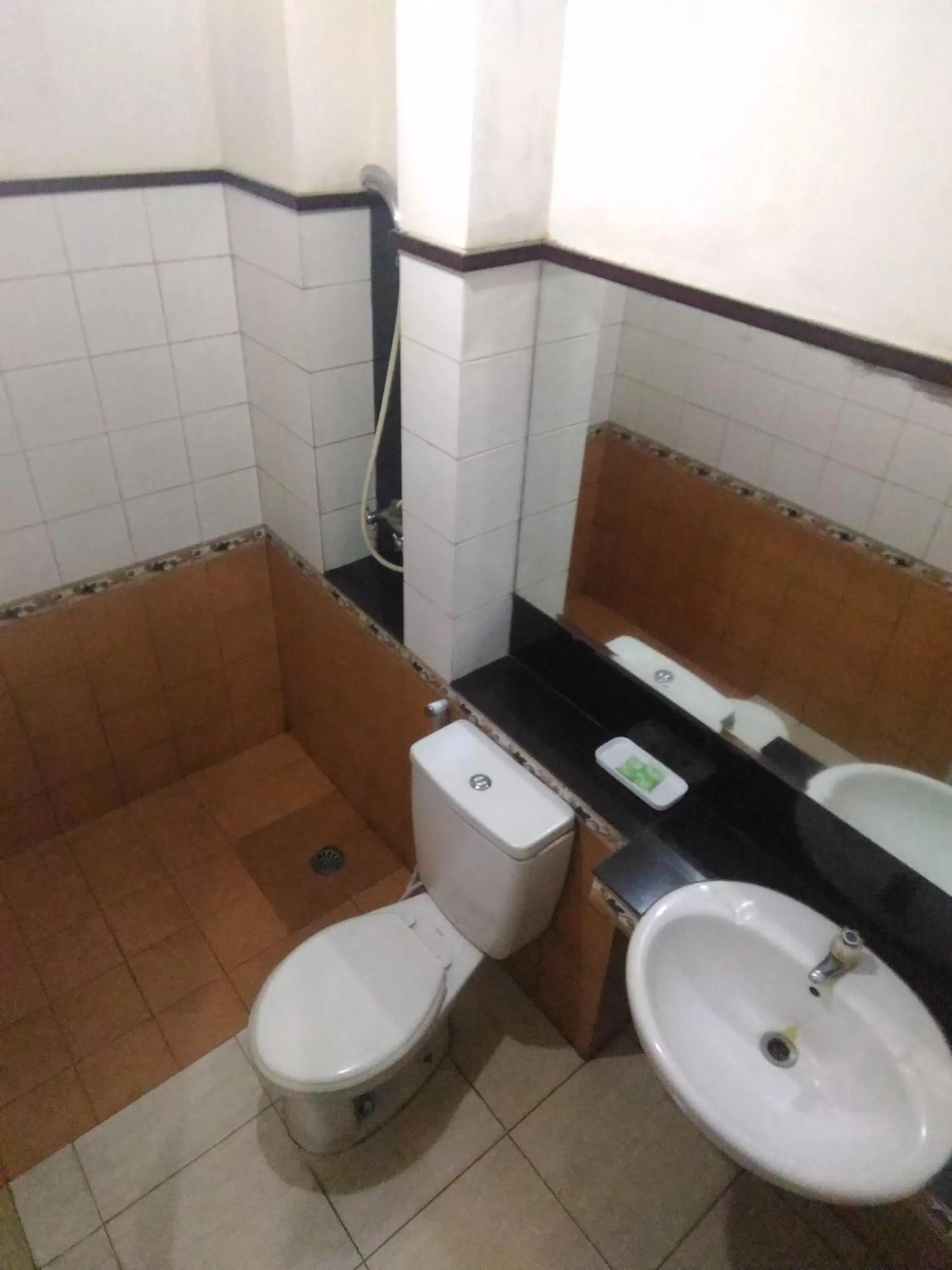 Bathroom in Hotel S3 Setrasari Bandung