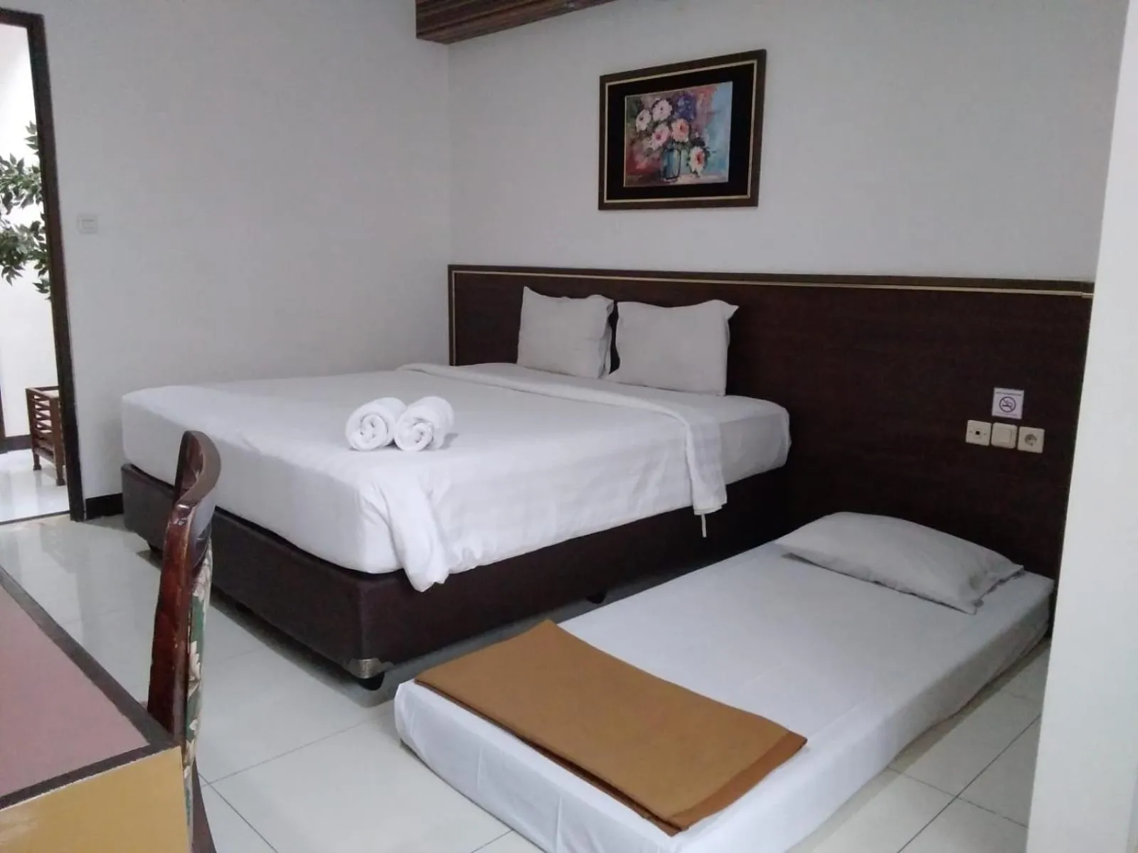 Bed in Hotel S3 Setrasari Bandung