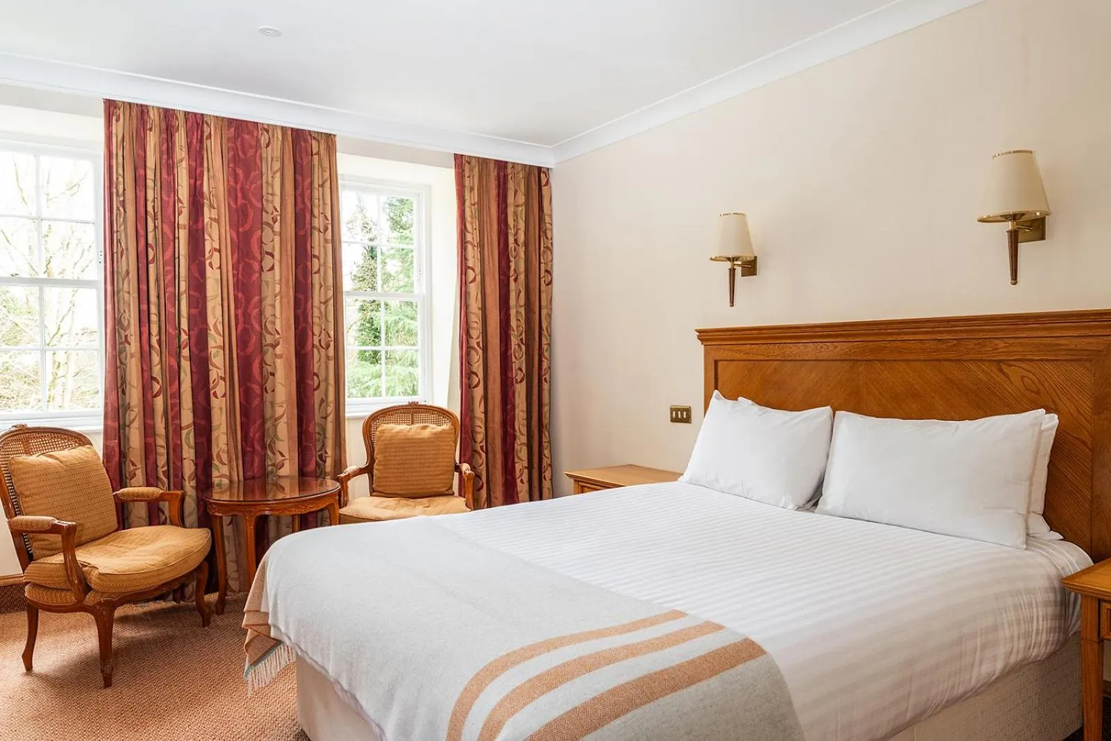 Bedroom, Bed in Royal Berkshire